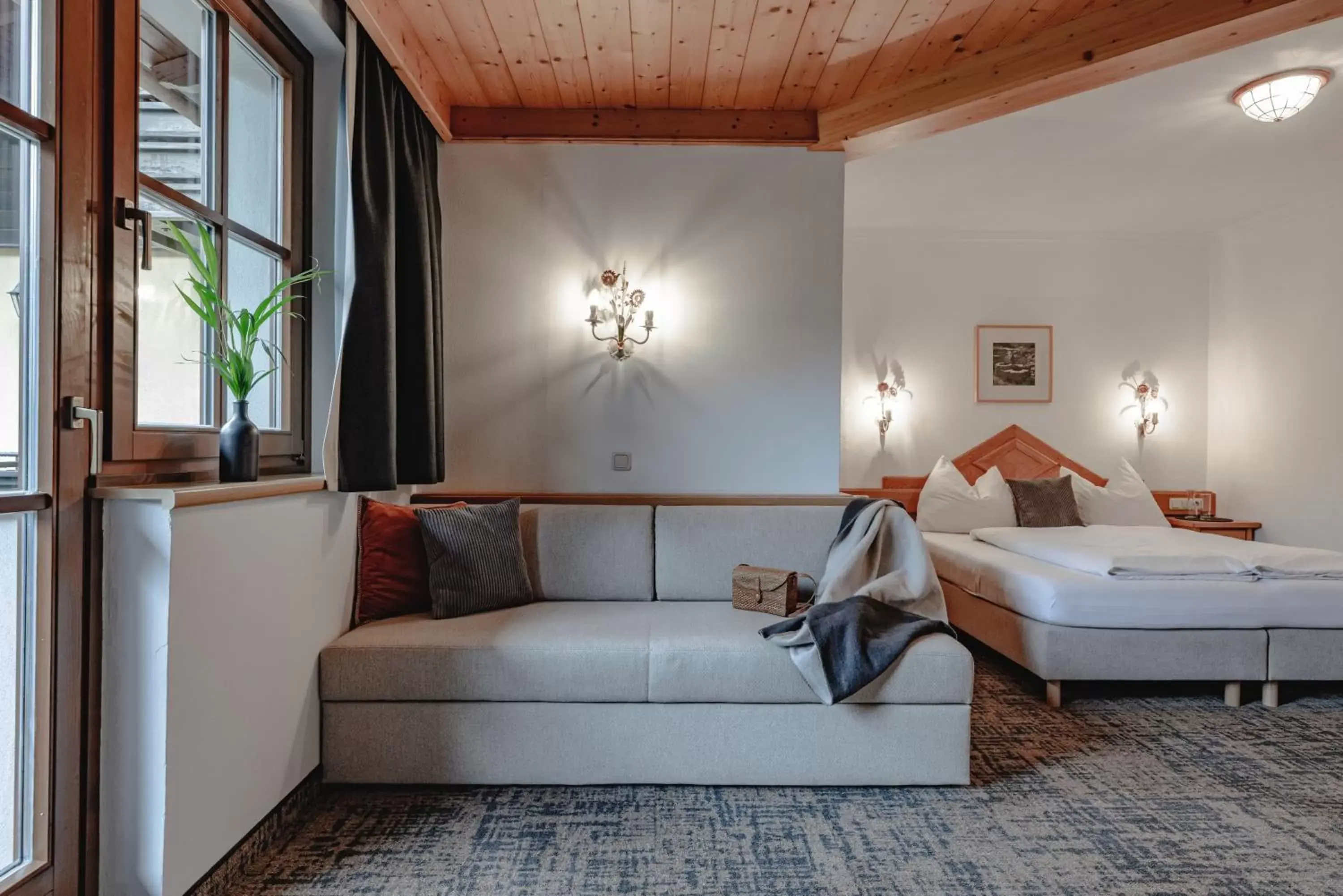 Double or Twin Room with Balcony in Appartements KATHRIN Double or Twin Room with Balcony in Appartements KATHRIN