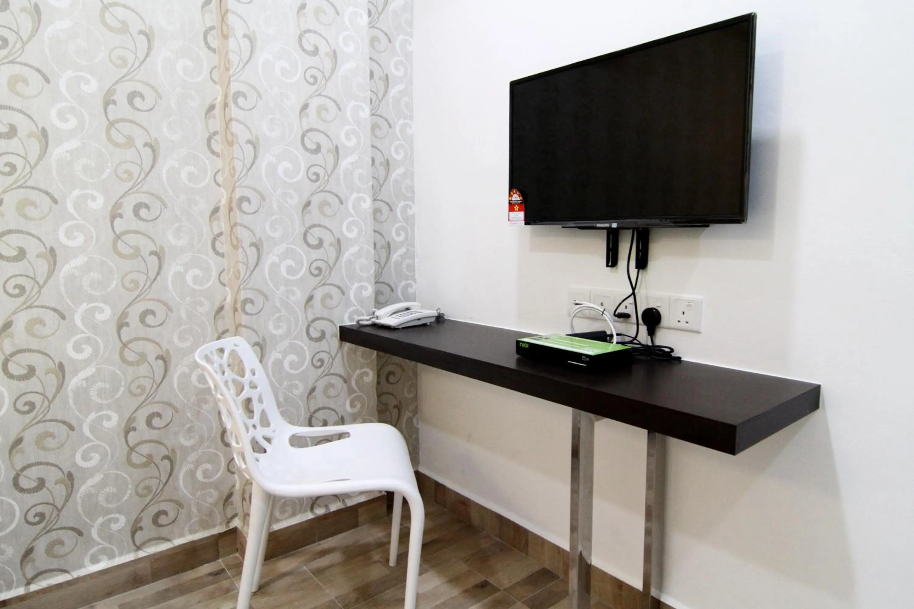 TV and multimedia in Apple Inn Hotel