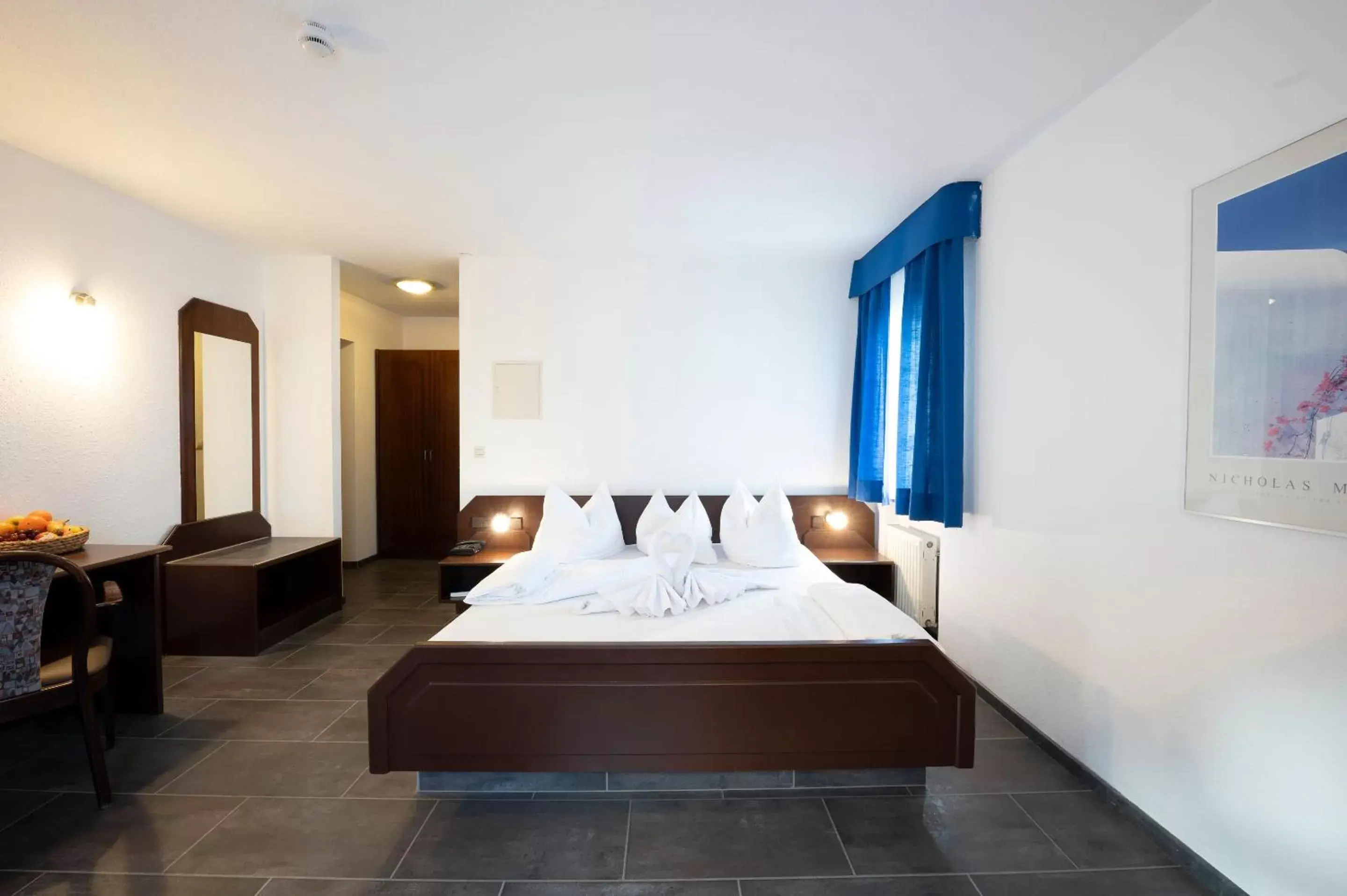 Double Room with Balcony in Hotel Astoria am Urachplatz Double Room with Balcony in Hotel Astoria am Urachplatz