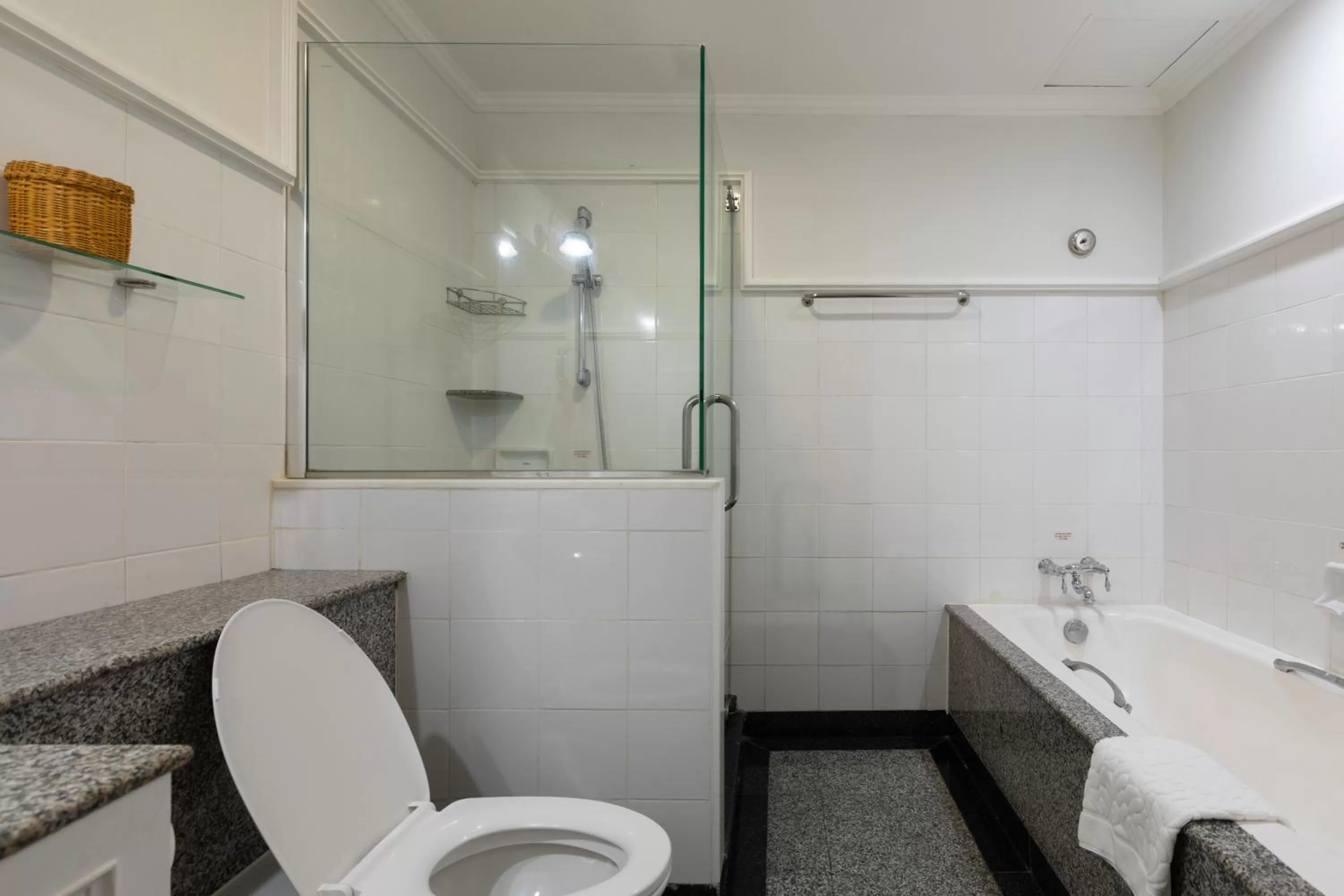 Shower in Cape House Hotel, Bangkok