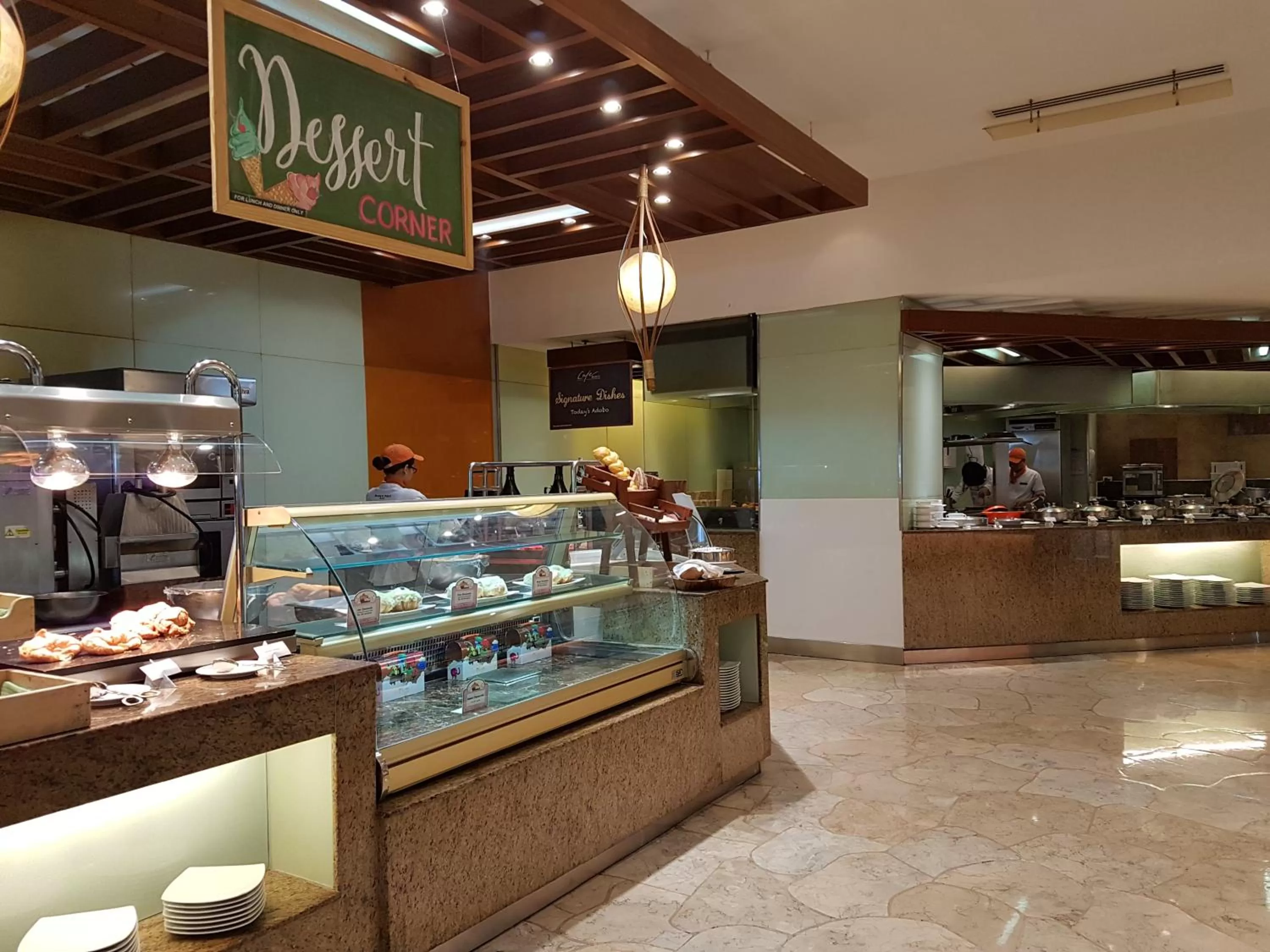 Restaurant/places to eat in Marco Polo Plaza Cebu