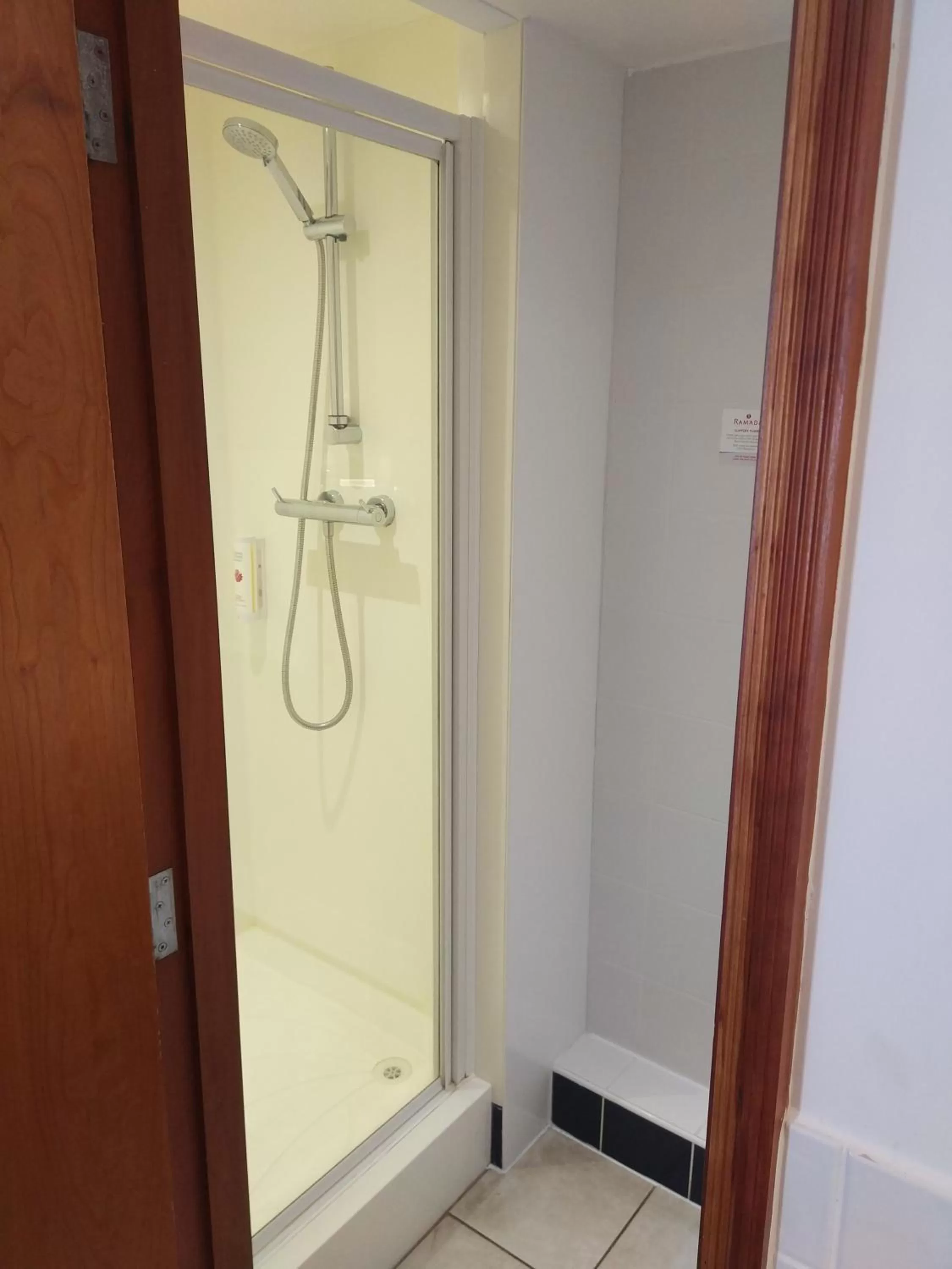 Shower in Ramada Cambridge