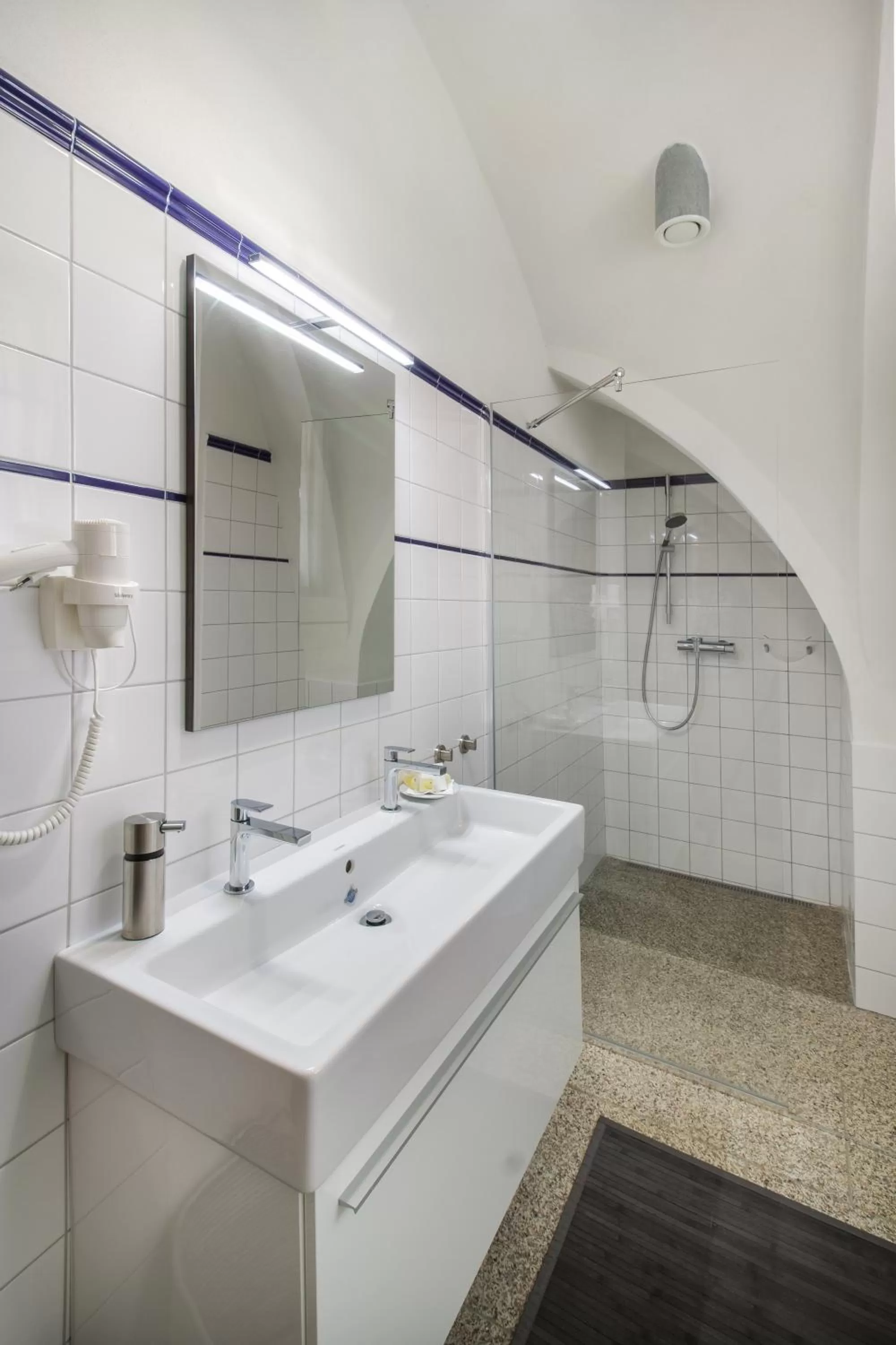 Shower, Bathroom in Apartmány Šupina