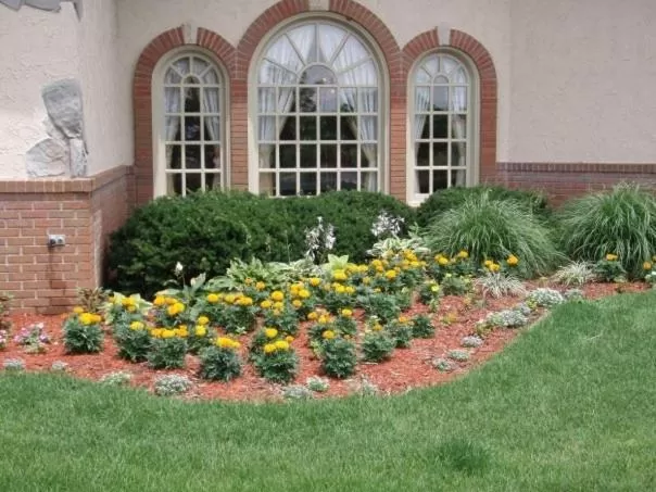 Facade/entrance in Chateau Hotel and Conference Center