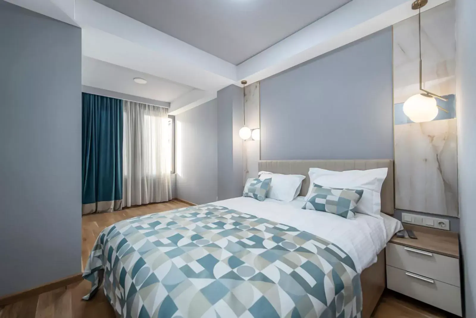 Deluxe Double Room with Balcony in Hotel Embassy Deluxe Double Room with Balcony in Hotel Embassy