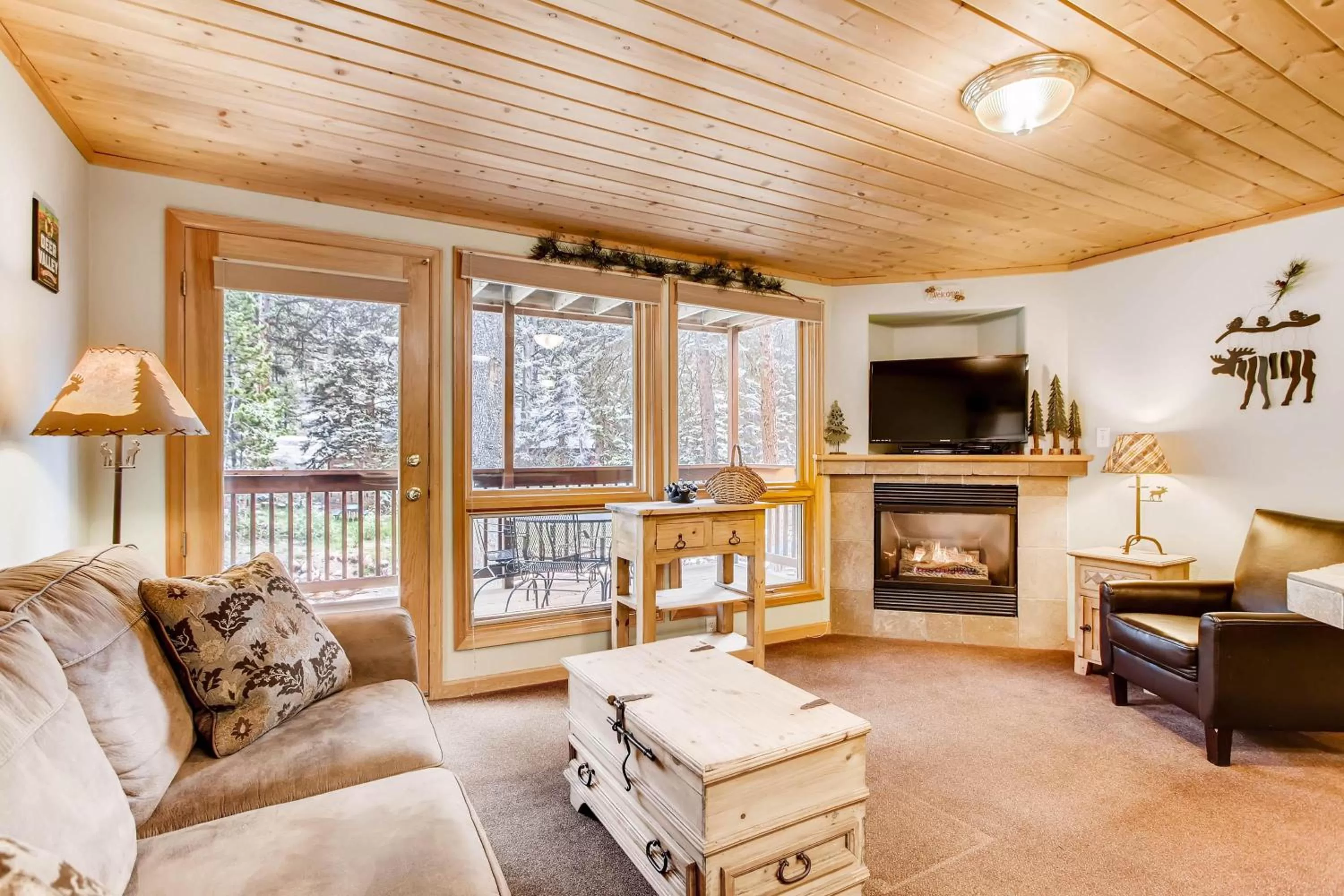 Seating Area in Estes Park Condos