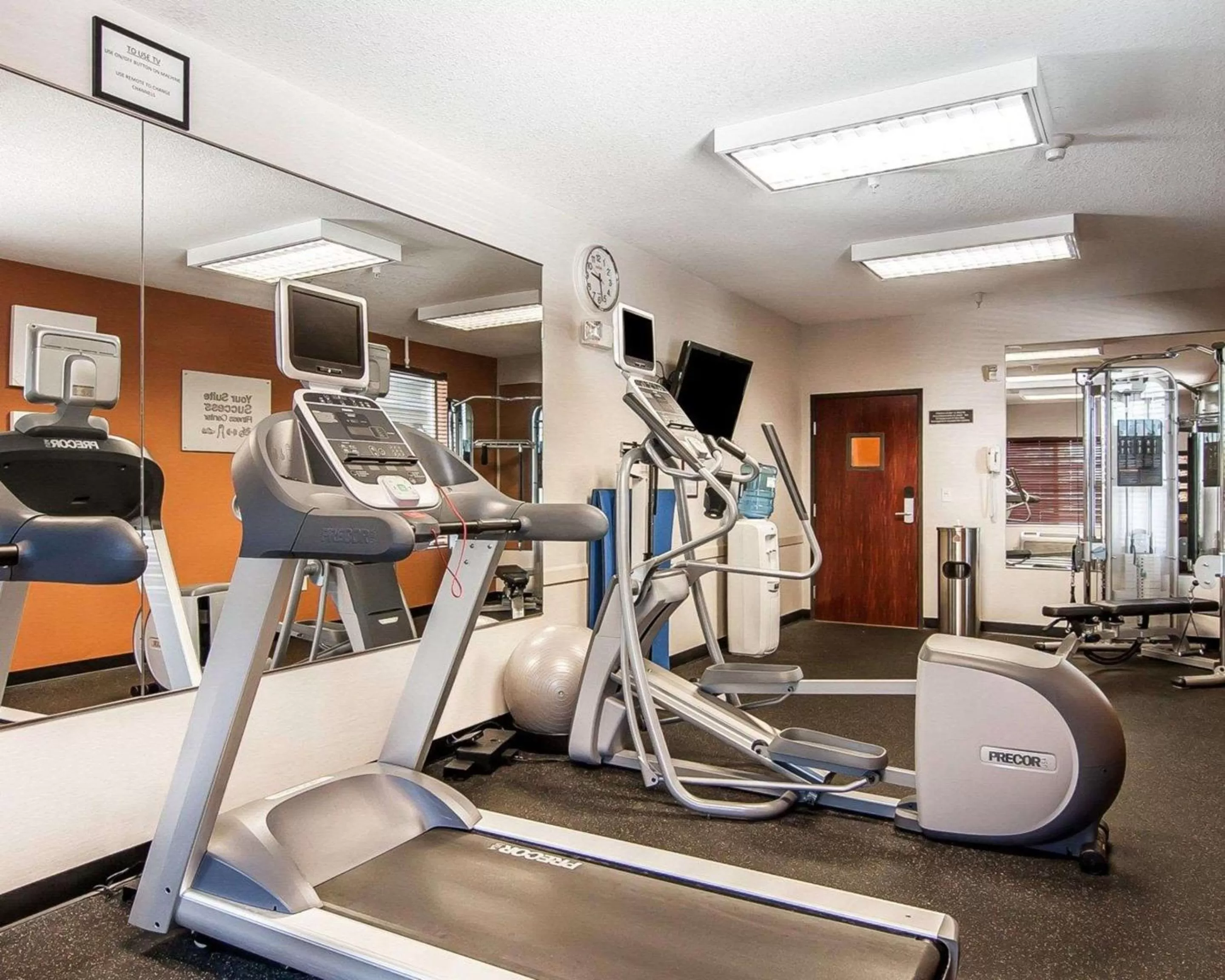 Fitness centre/facilities in Comfort Suites Redmond Airport