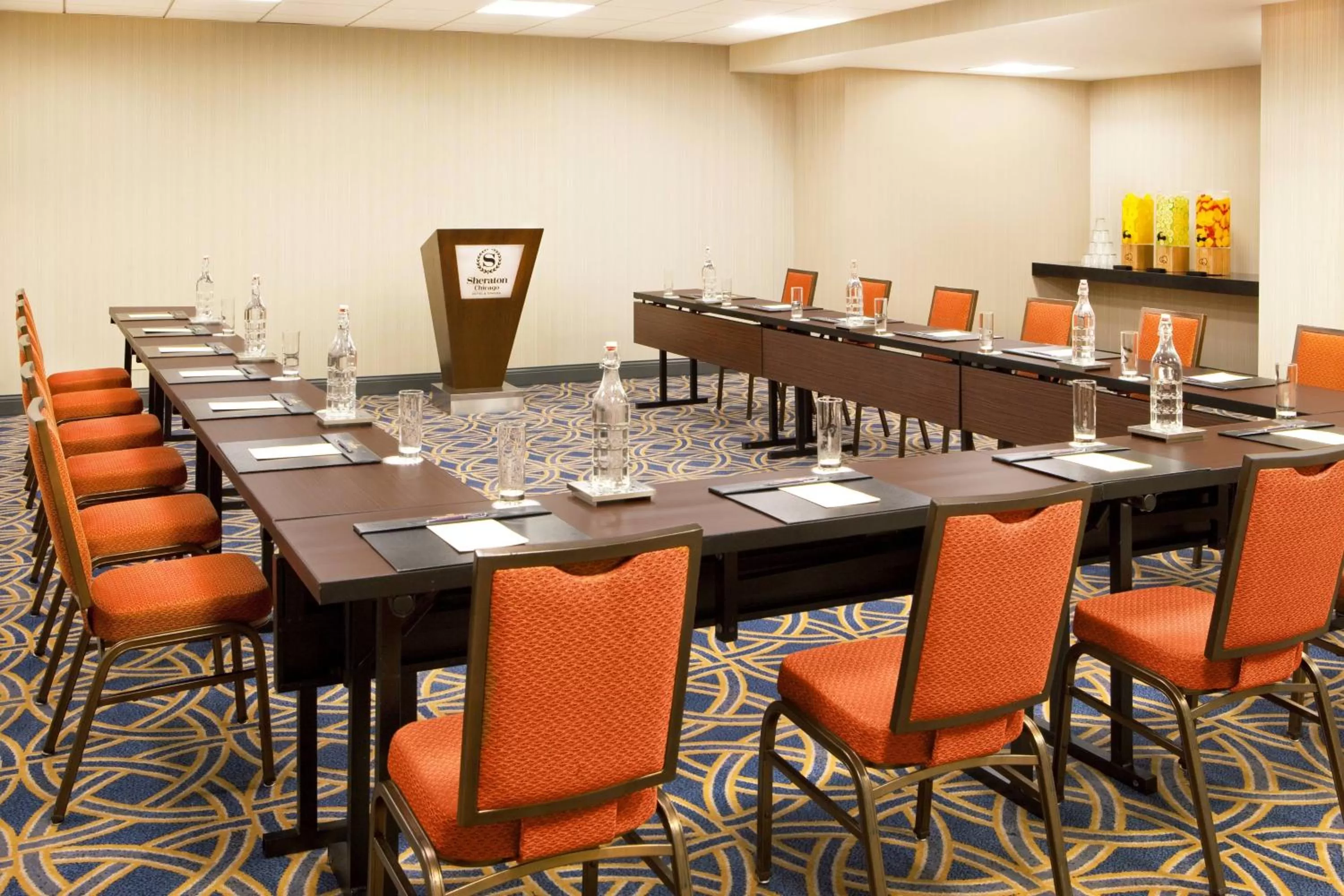 Meeting/conference room in Sheraton Grand Chicago Riverwalk