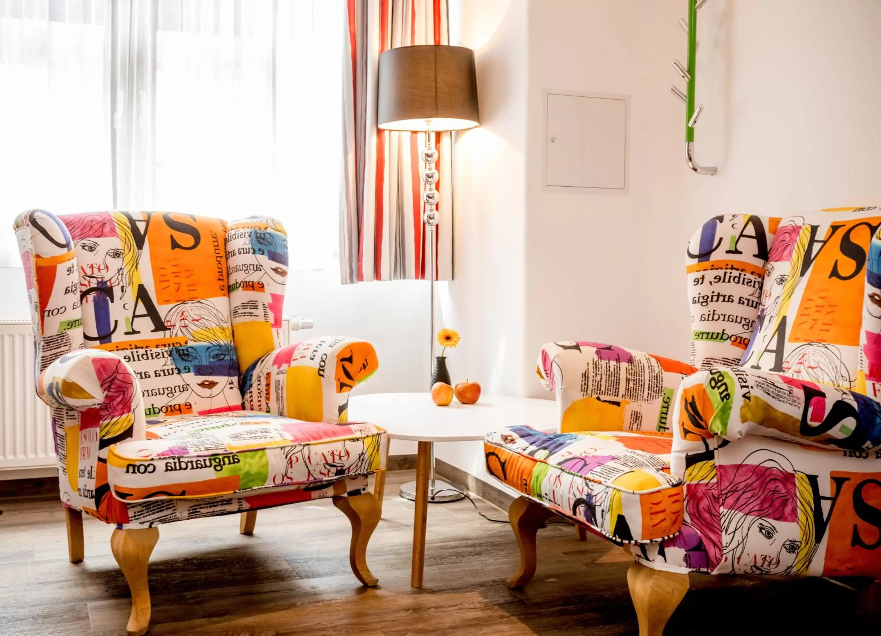 Seating area in artHOTEL Magdeburg