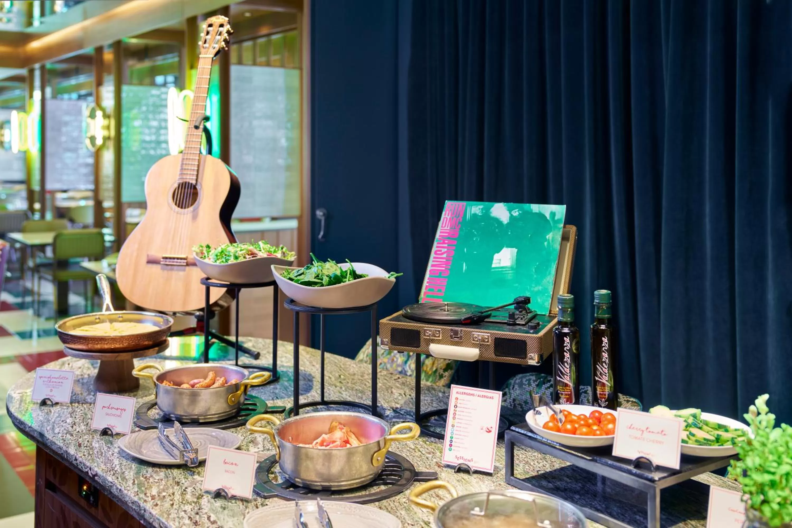 Breakfast in Hard Rock Hotel Madrid