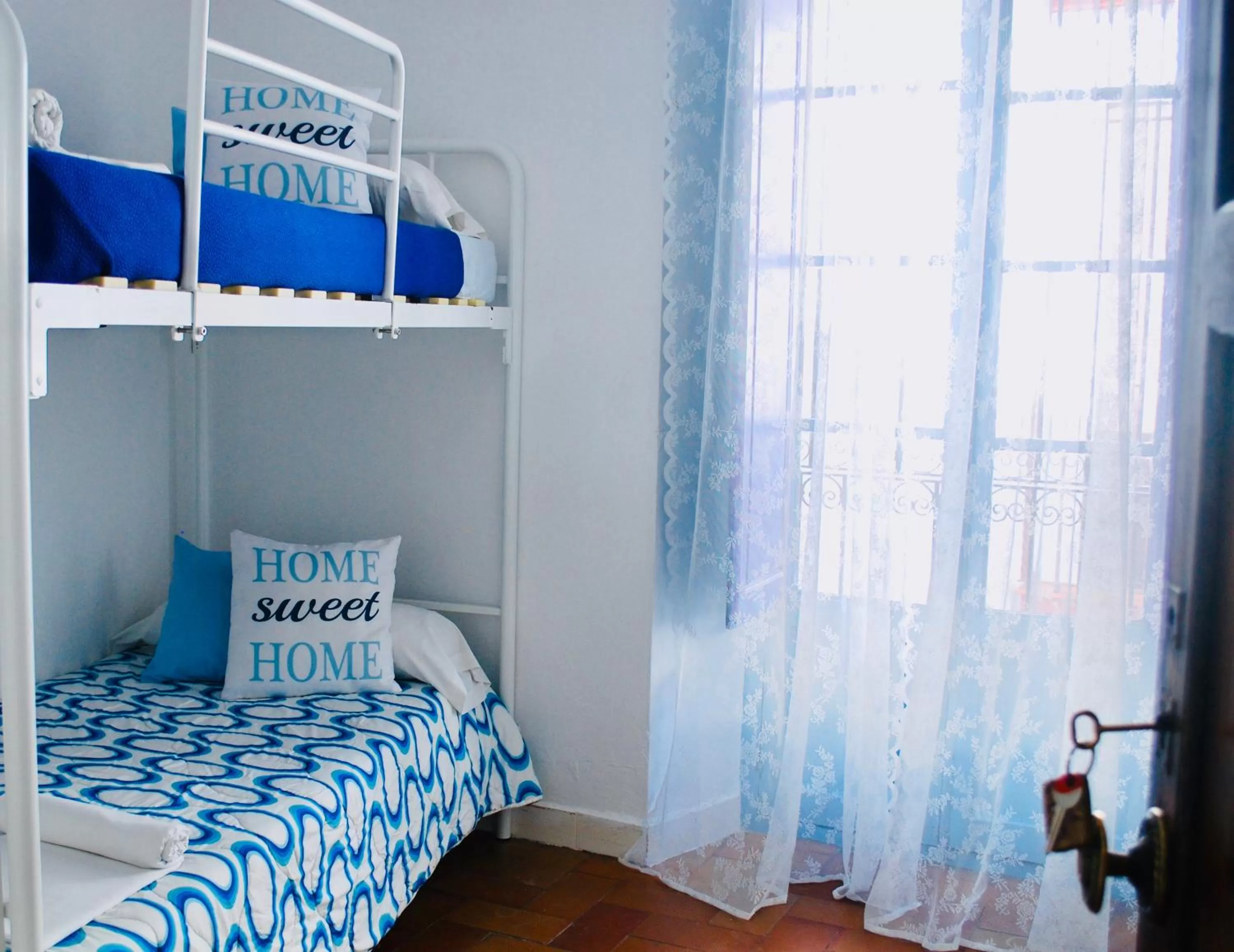 Bunk Bed in Backpacker Al-Katre