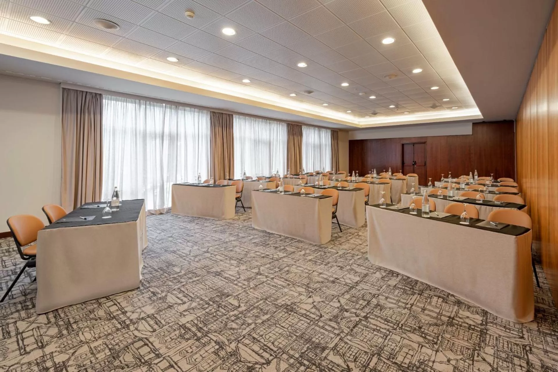 Business facilities in Terceira Mar Hotel