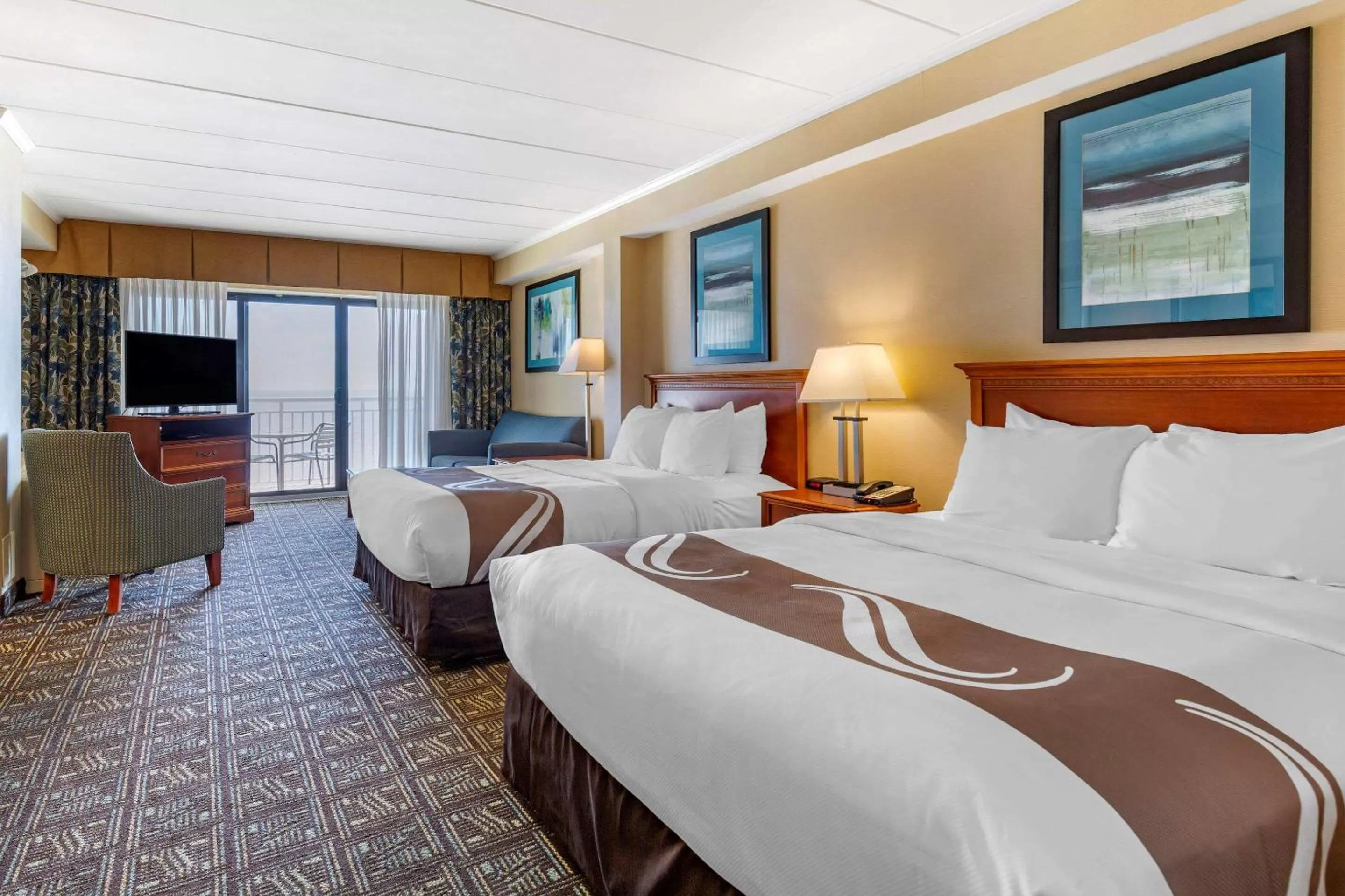 Photo of the whole room, Bed in Quality Inn Boardwalk