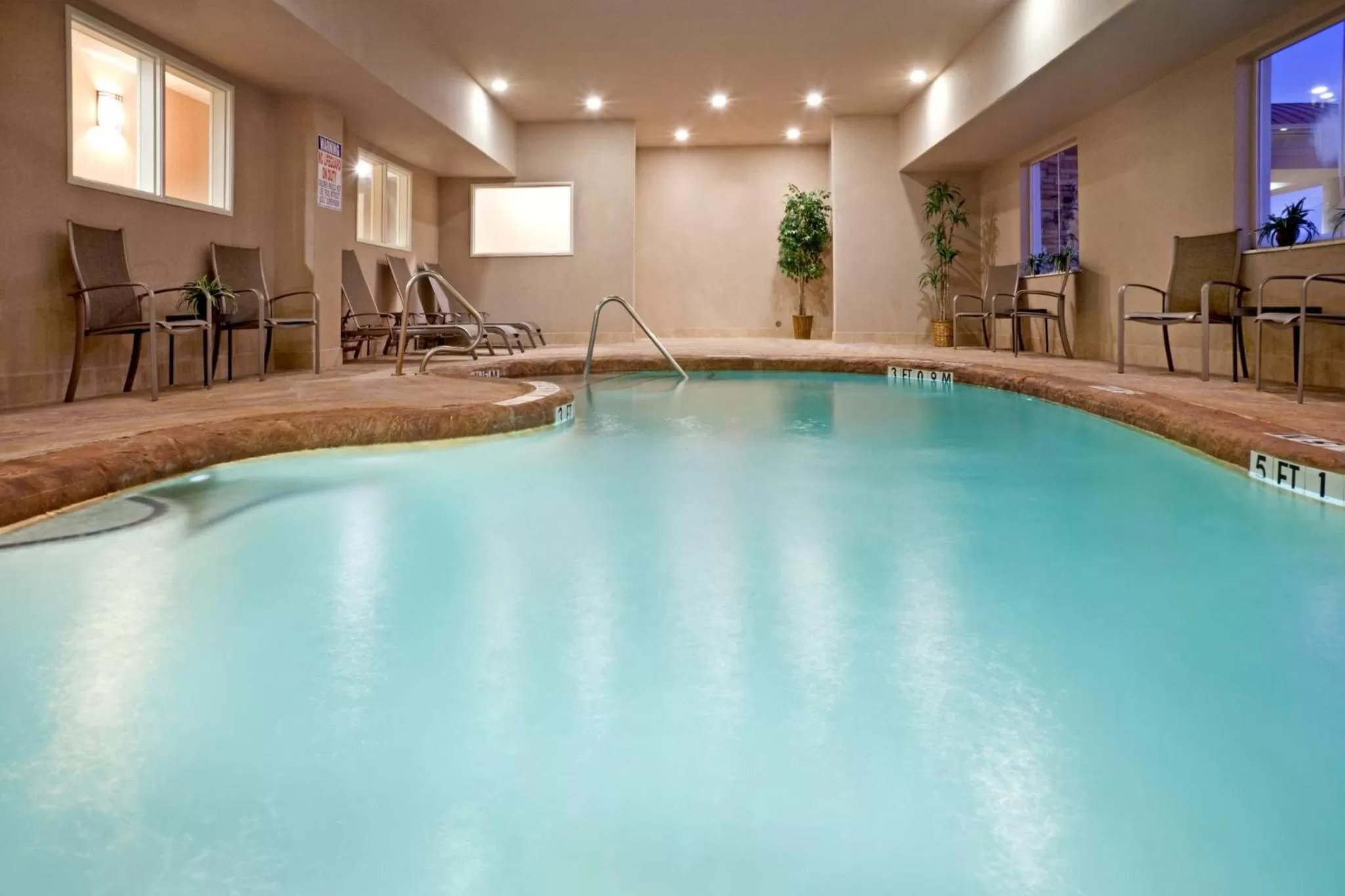 Swimming pool in Holiday Inn Express Hotel & Suites Cedar Hill by IHG
