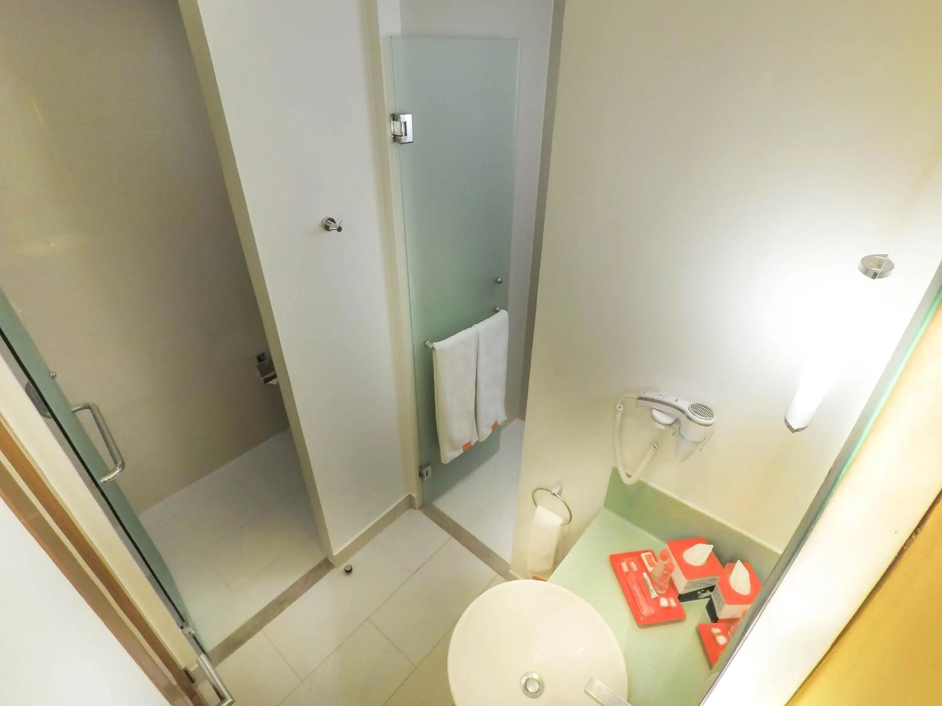 Bathroom in HARRIS Hotel Sentul City Bogor