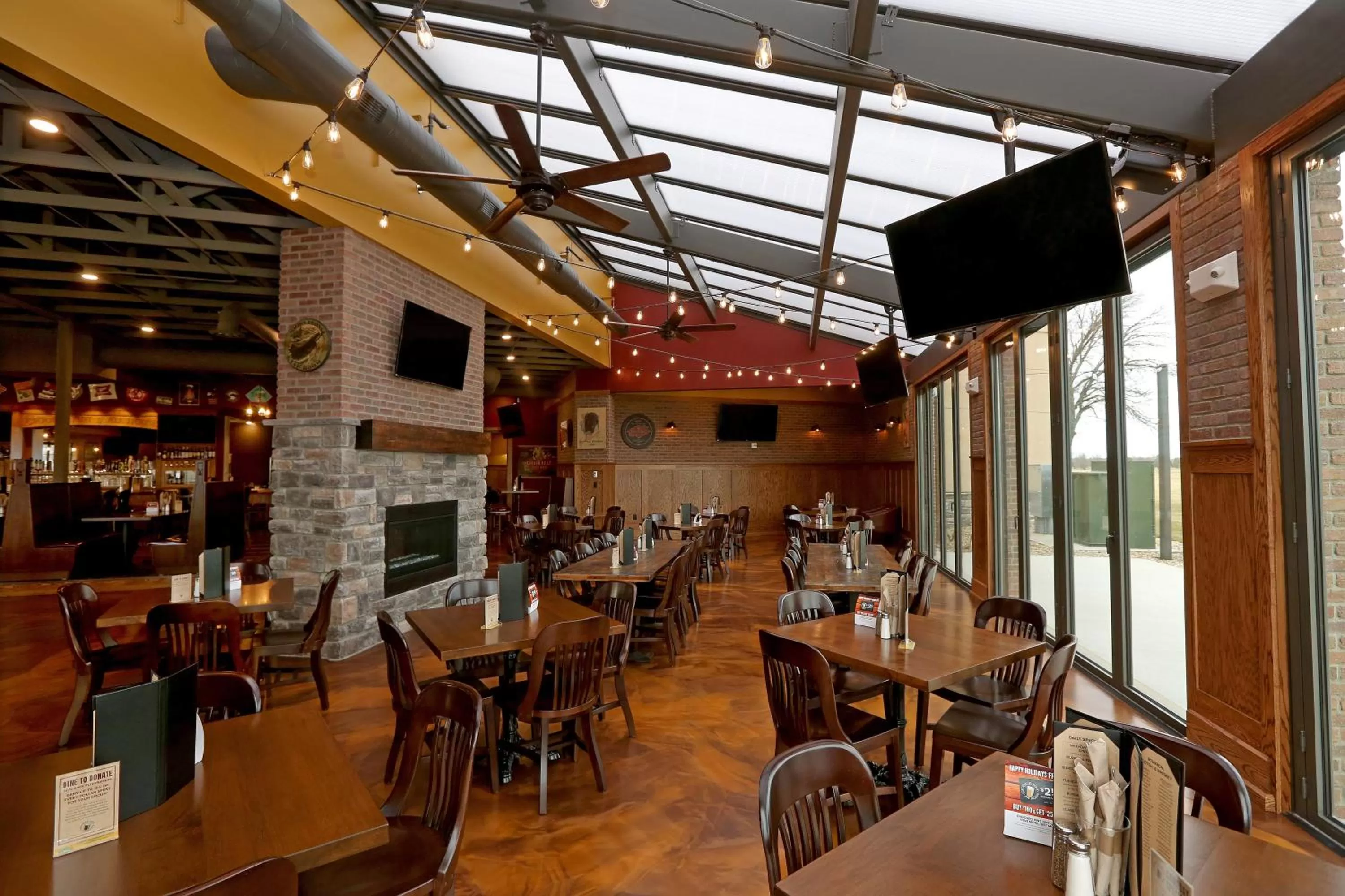 Restaurant/places to eat in Holiday Inn & Suites Sioux Falls - Airport by IHG