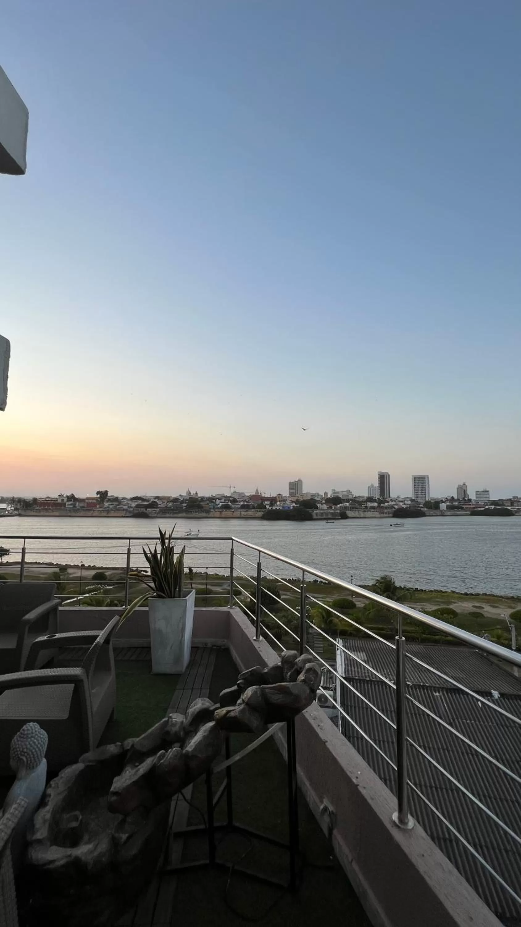 Balcony/Terrace in Bahia 79 Apartasuites Cerca al Centro