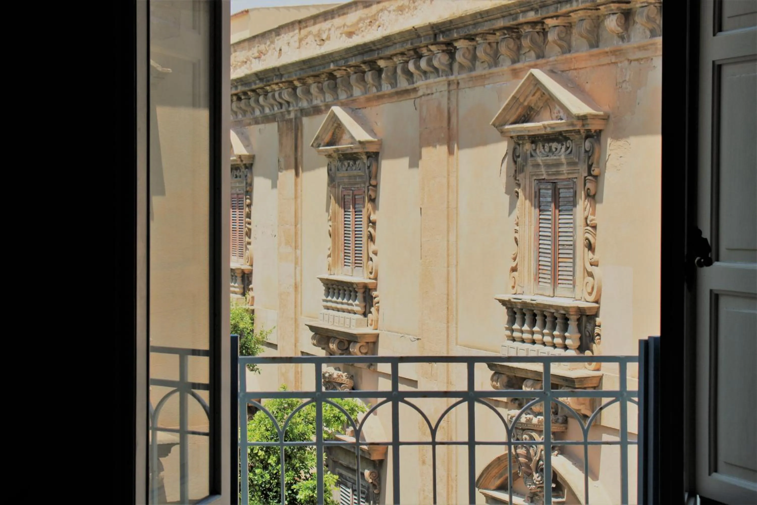 Decorative detail in ZIBIBBO SUITES & ROOMS - Aparthotel in Centro Storico a Trapani