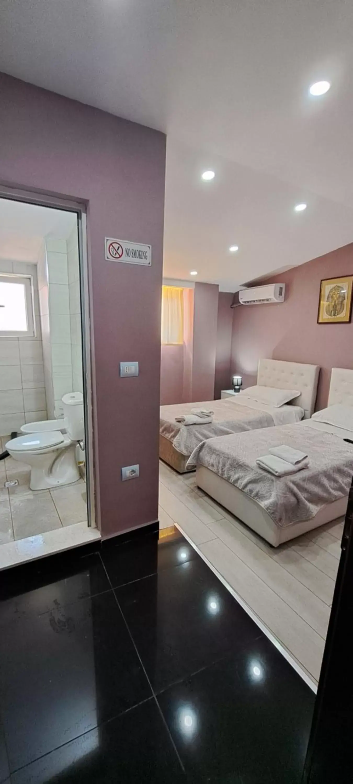 Budget Double Room in CityCenterHotel Shkoder Budget Double Room in CityCenterHotel Shkoder