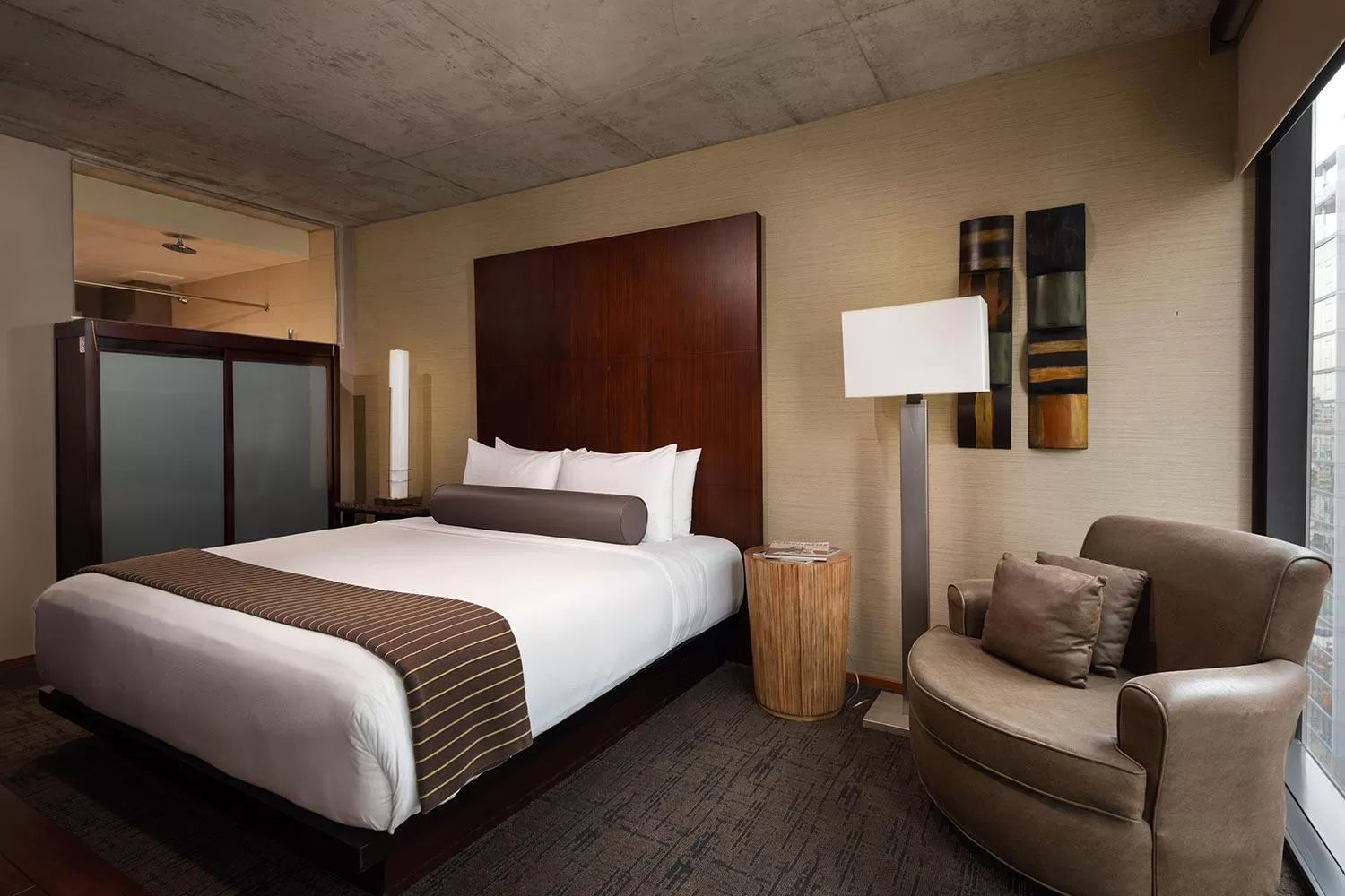 Bedroom, Bed in Eurostars Magnificent Mile