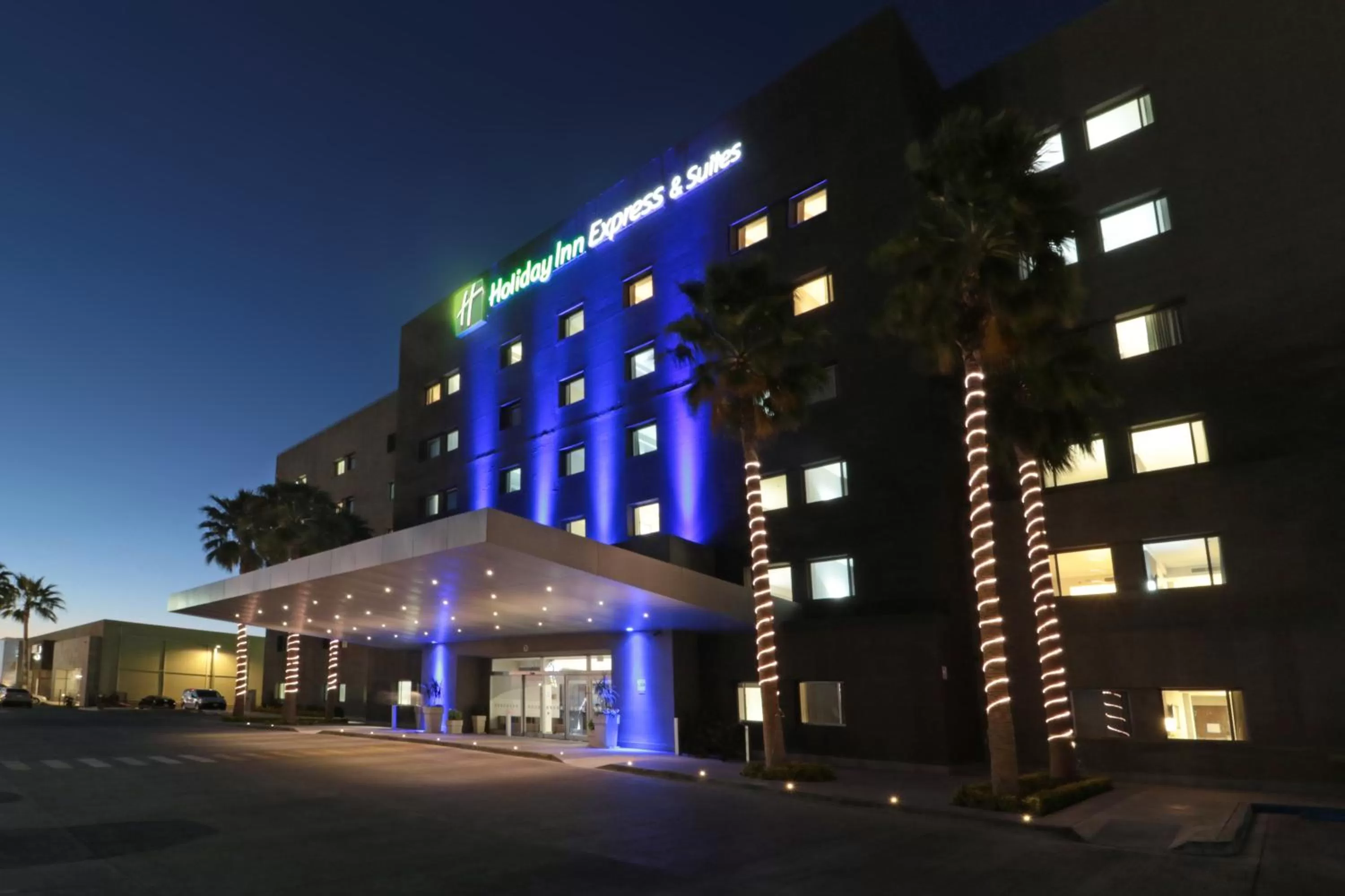 Property building in Holiday Inn Express Hotel & Suites Hermosillo by IHG
