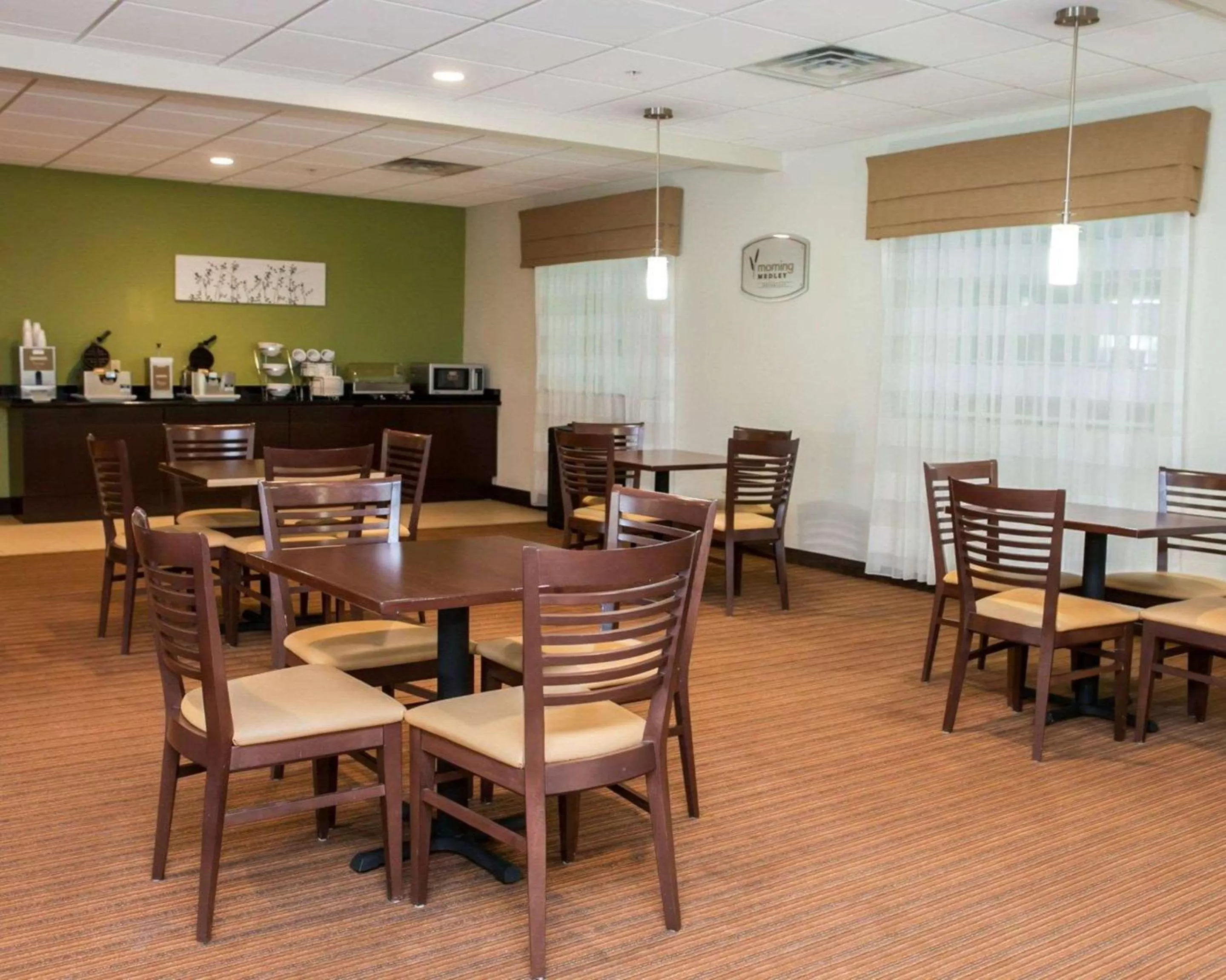 Restaurant/places to eat in Sleep Inn & Suites Harrisburg - Hershey North