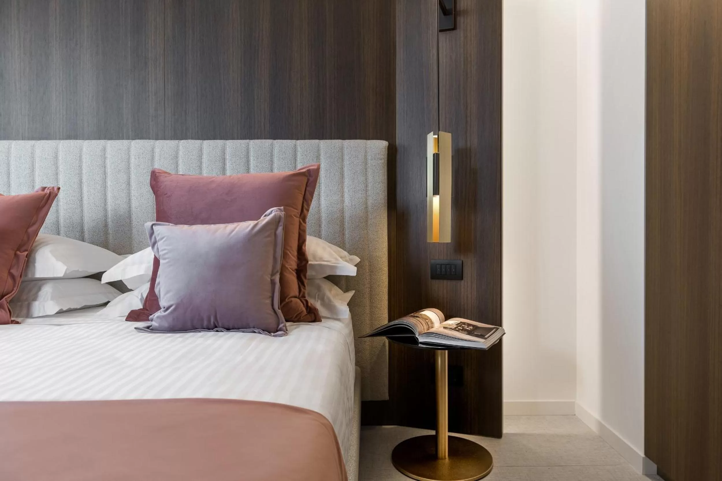 Bedroom, Bed in We Me Suite Hotel