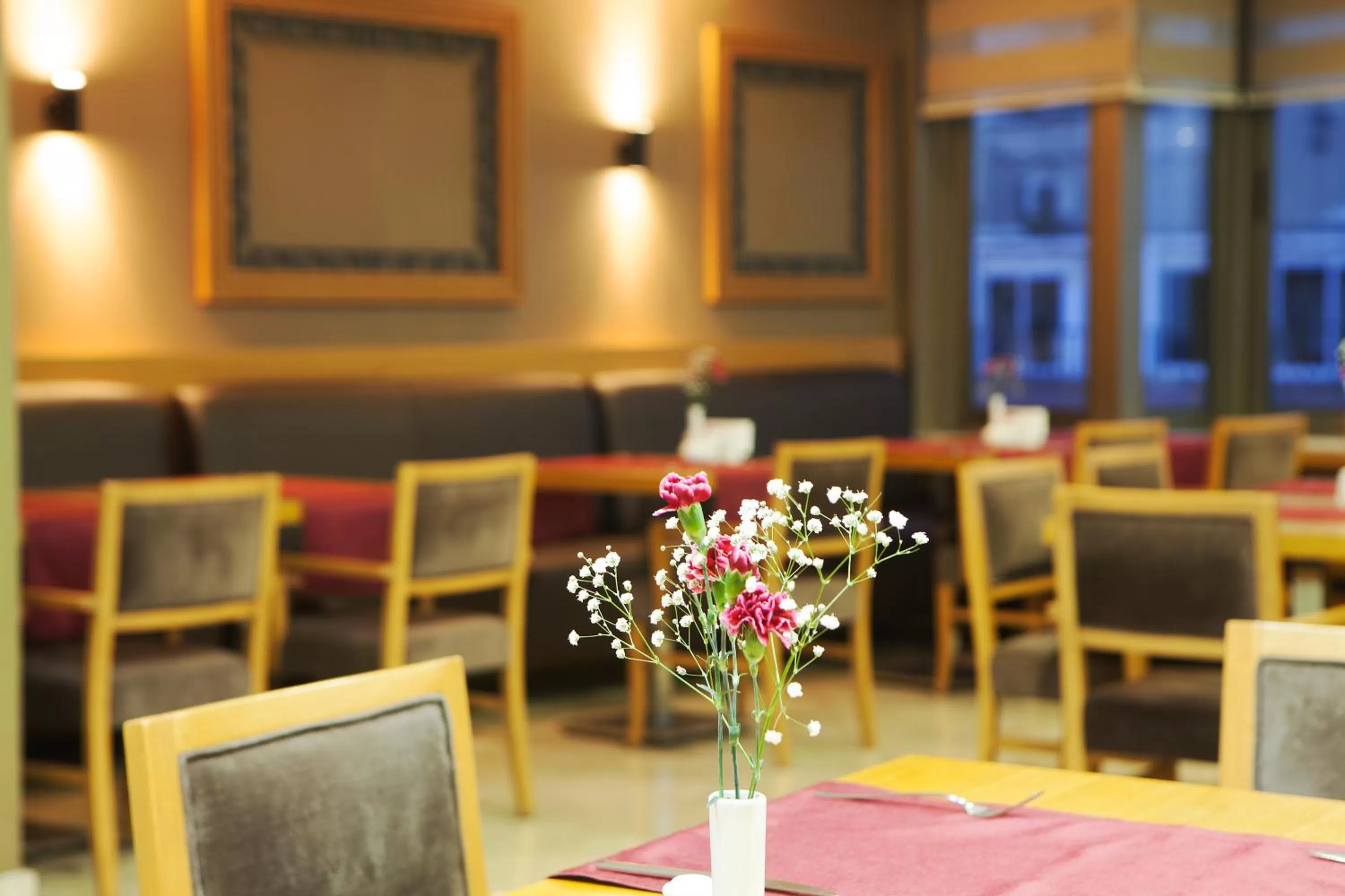 Restaurant/places to eat in Delta Hotel Istanbul & Old City