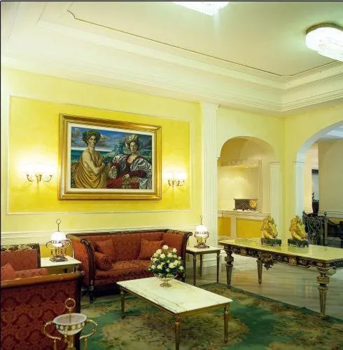 Lounge or bar in Hellenia Yachting Hotel & SPA