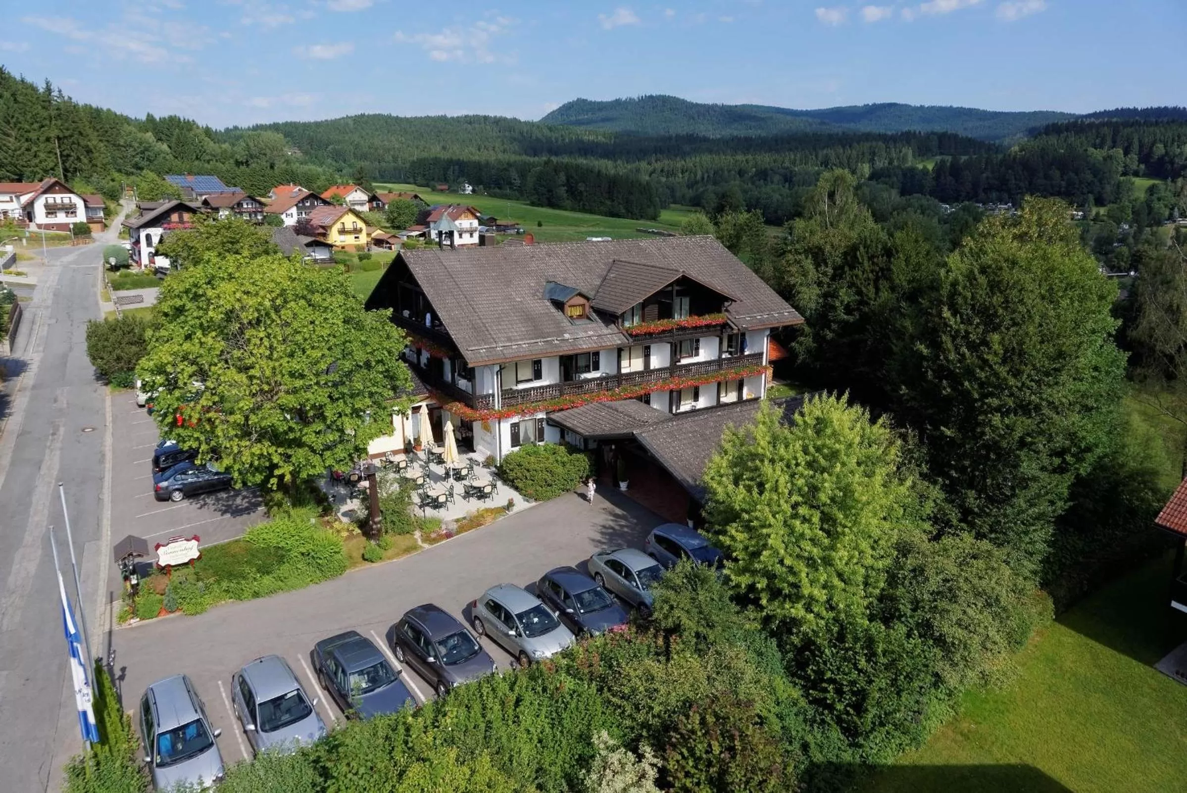 Facade/entrance, Bird's-eye View in Hotel Sonnenhof - Superior