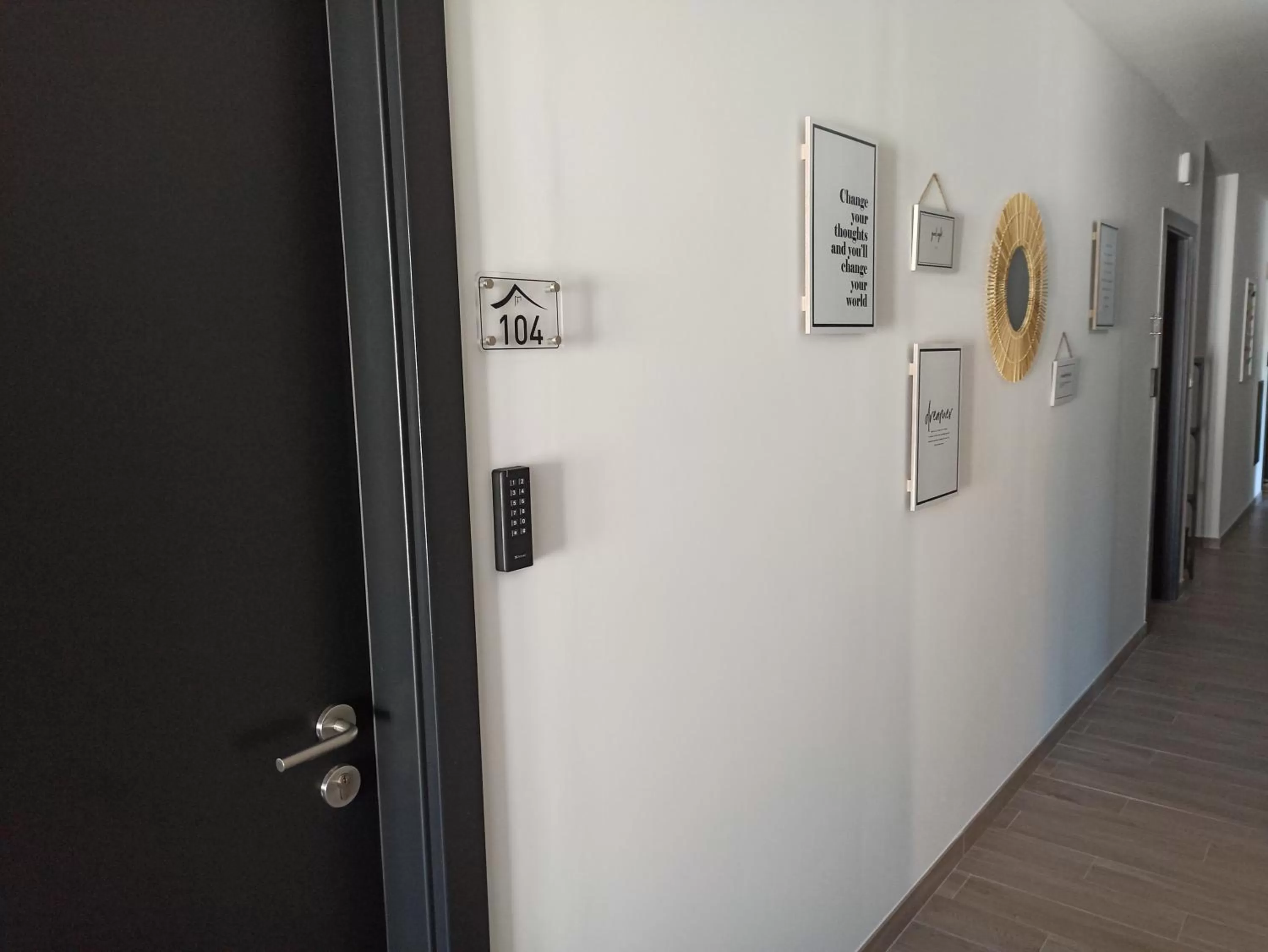 Property building in Porto D'Abrigo - Alojamento Local