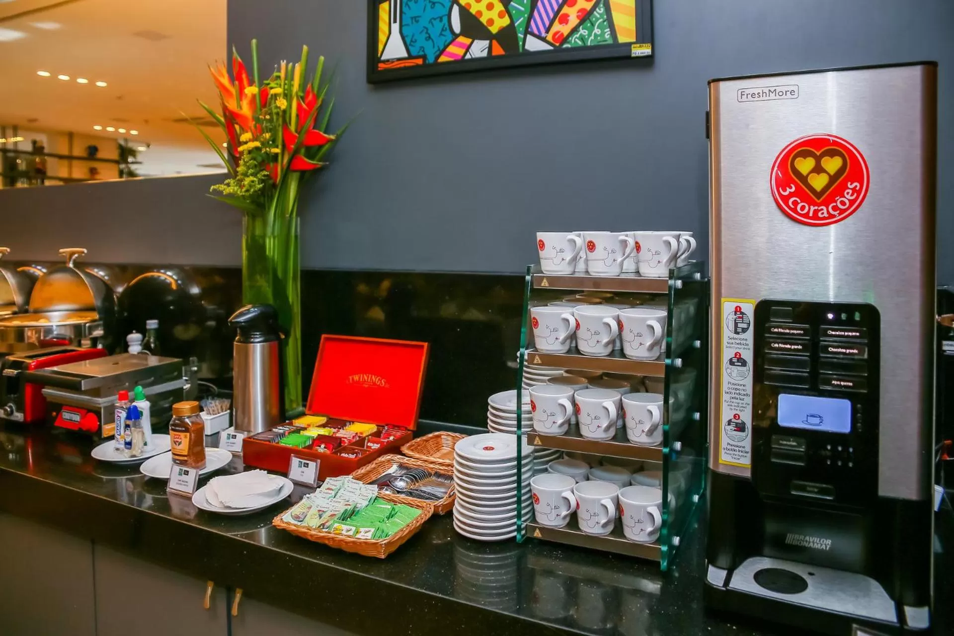 Coffee/tea facilities in Quality Suítes João Pessoa