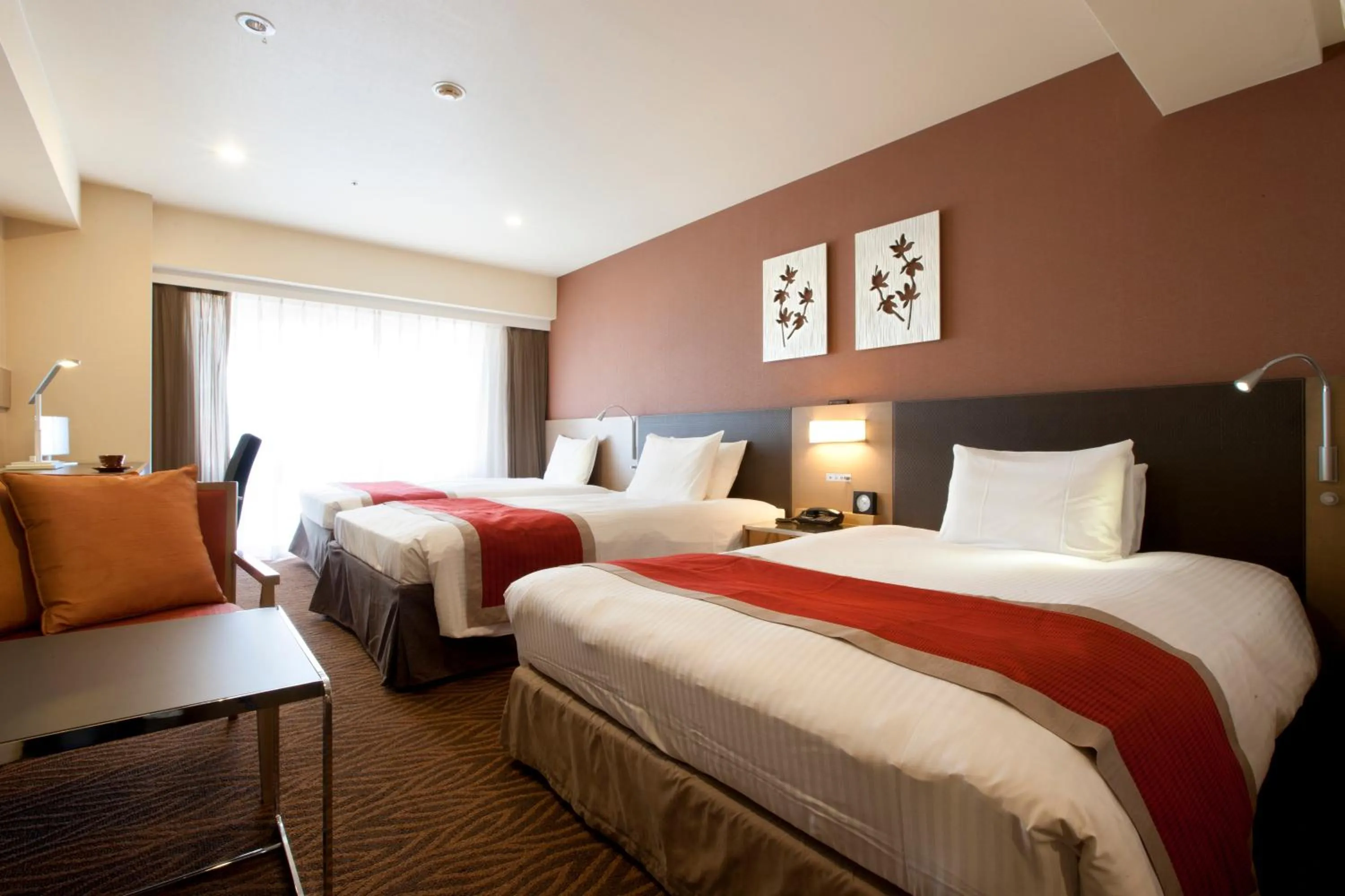 Photo of the whole room, Bed in Hotel Sardonyx Tokyo