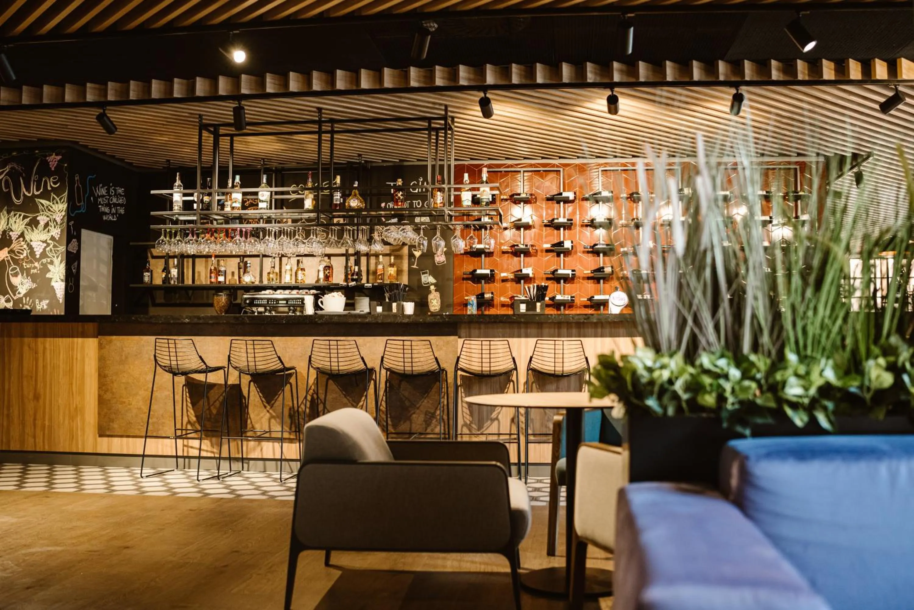 Lounge or bar in Ibis Styles Sibiu Arsenal