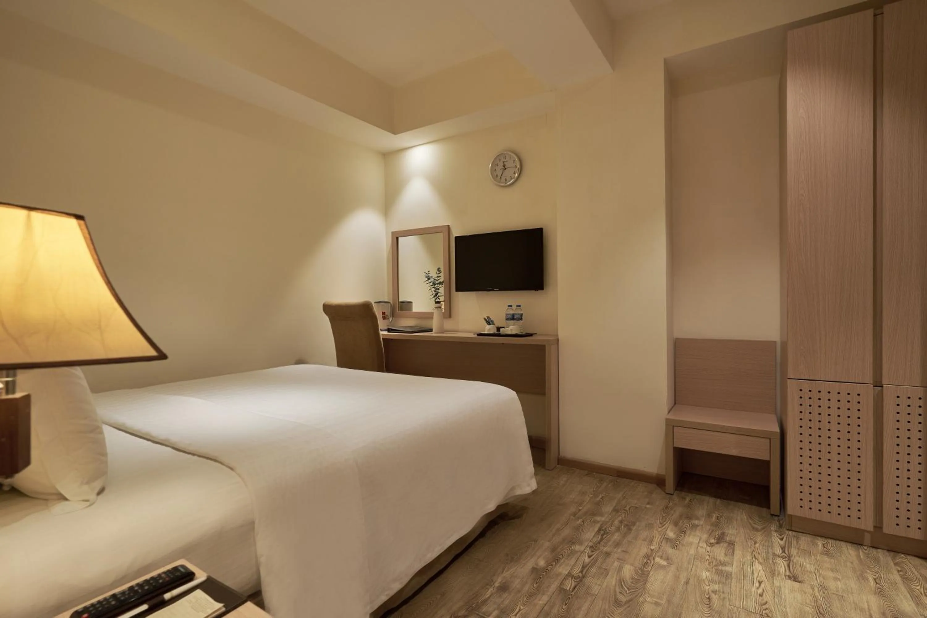 Bed in Sky Gem Hotel Sora