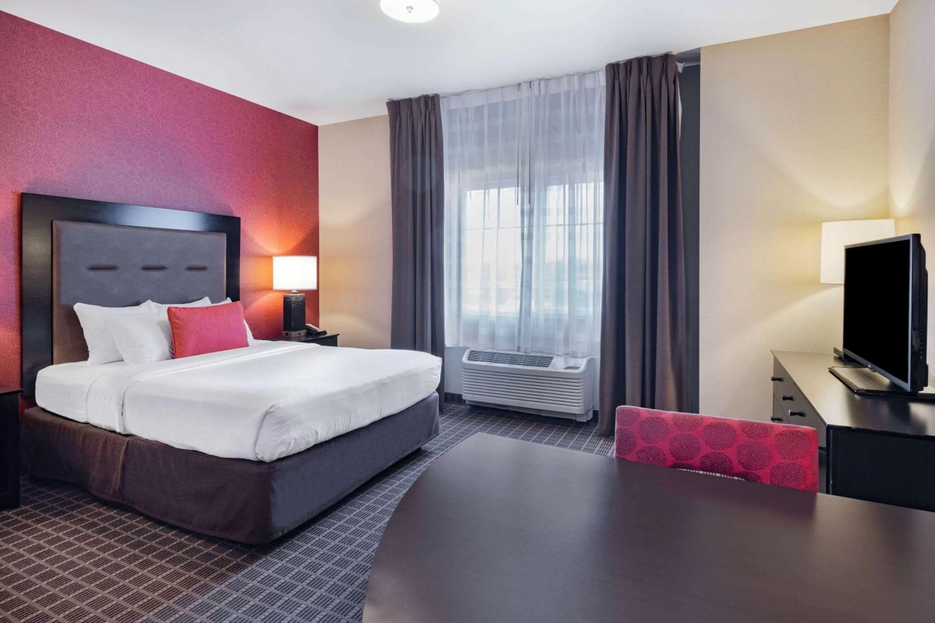 Bed in Hawthorn Extended Stay by Wyndham Dickinson