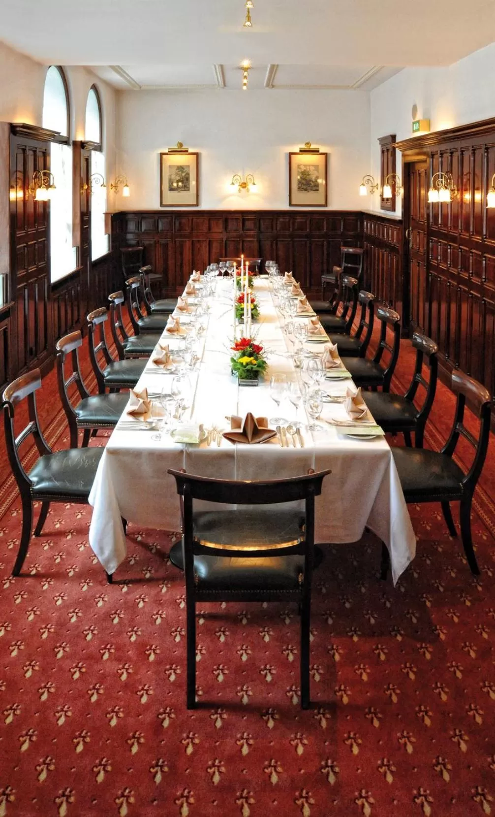 Restaurant/places to eat in Gebhards Hotel