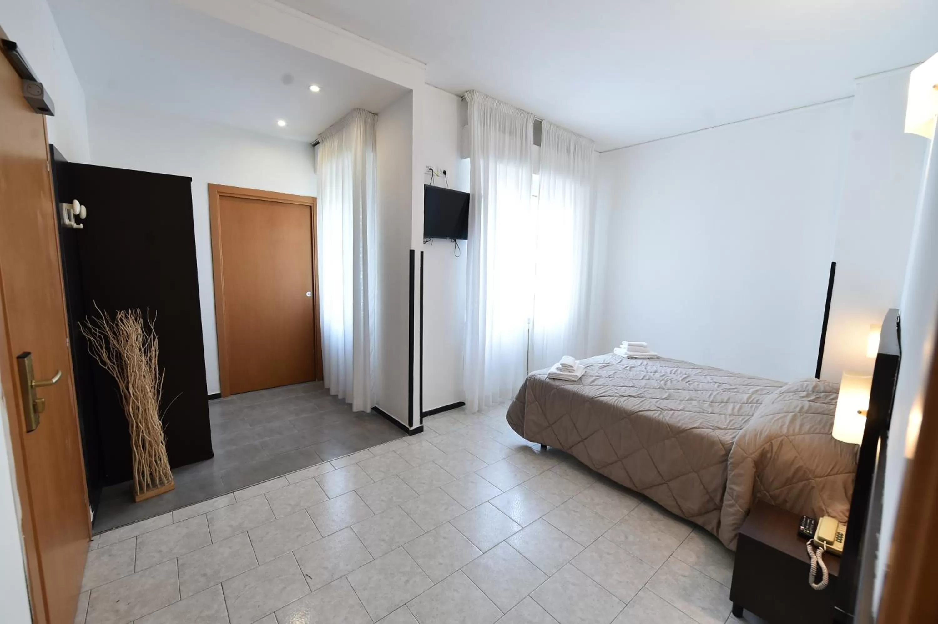 Bed in Hotel Okinawa