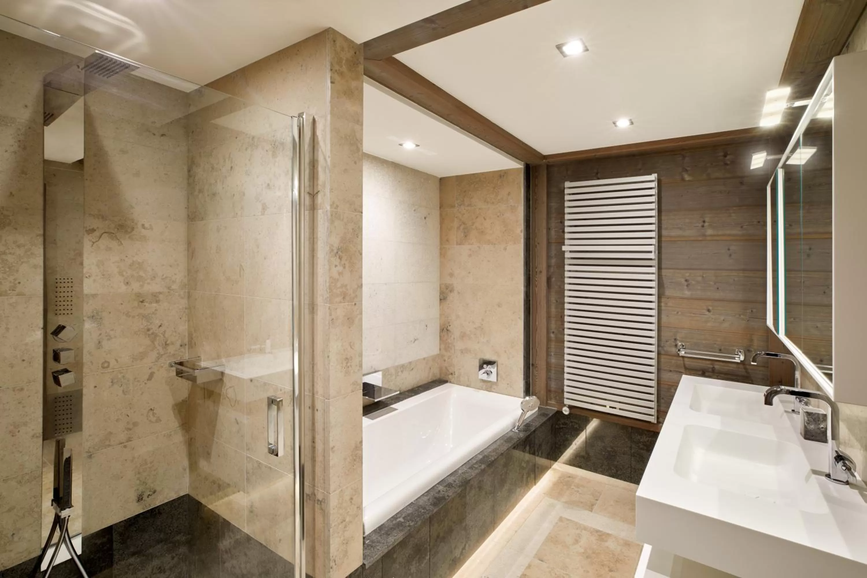 Shower in Six Senses Residences & Spa Courchevel