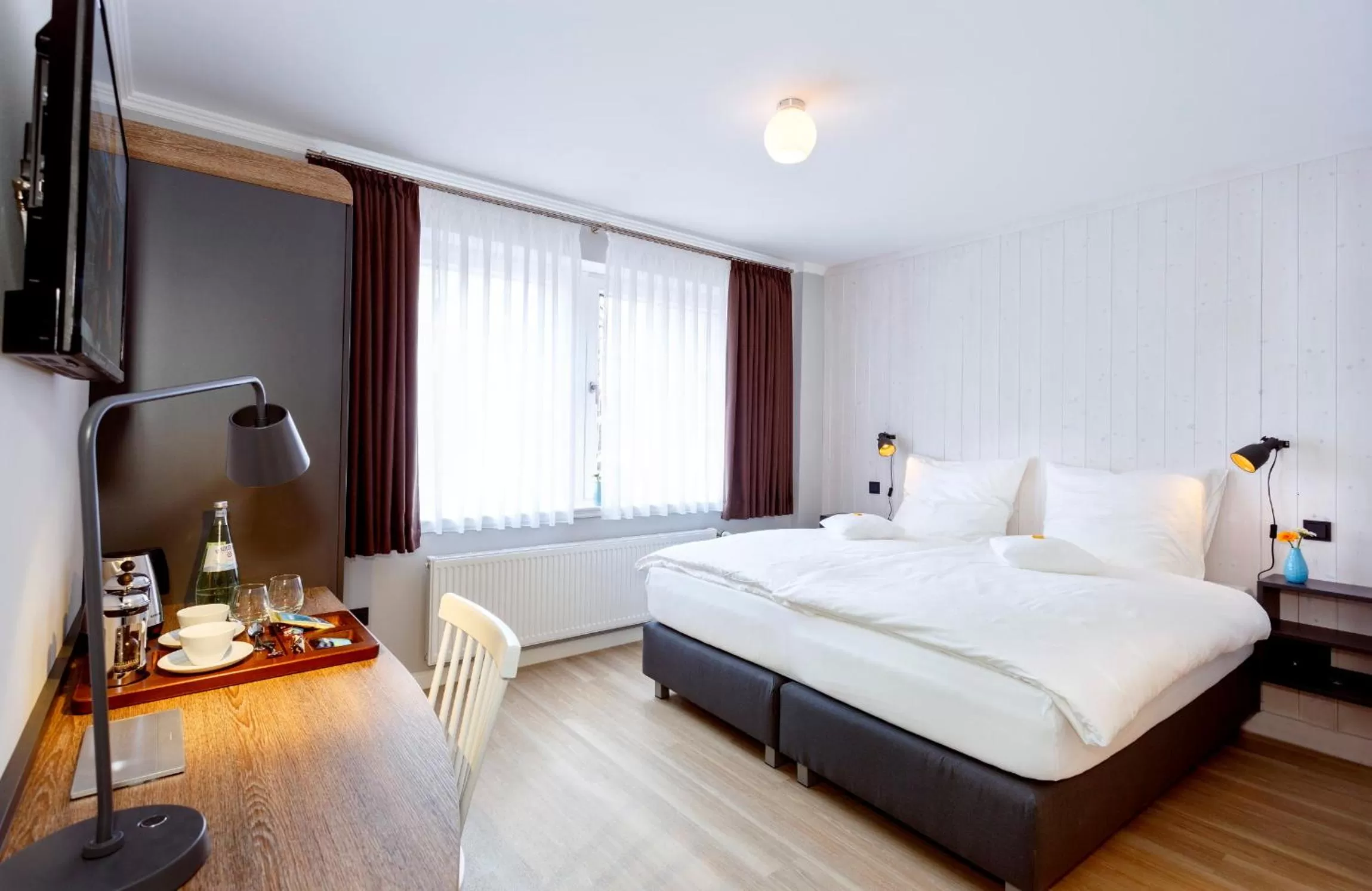 Double Room with Private Bathroom - single occupancy in Logierhaus RheintorEins