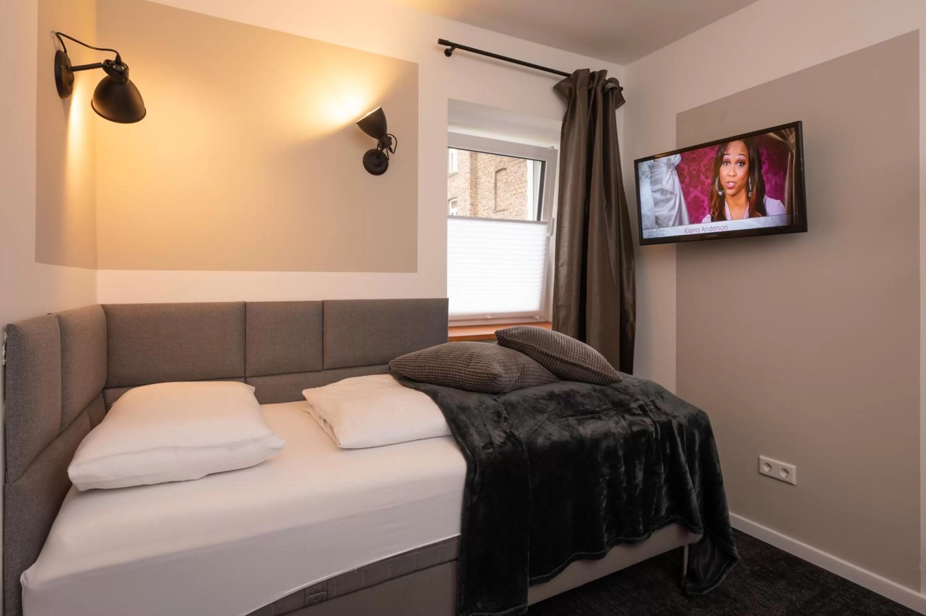 Bed in Hotel Burgblick