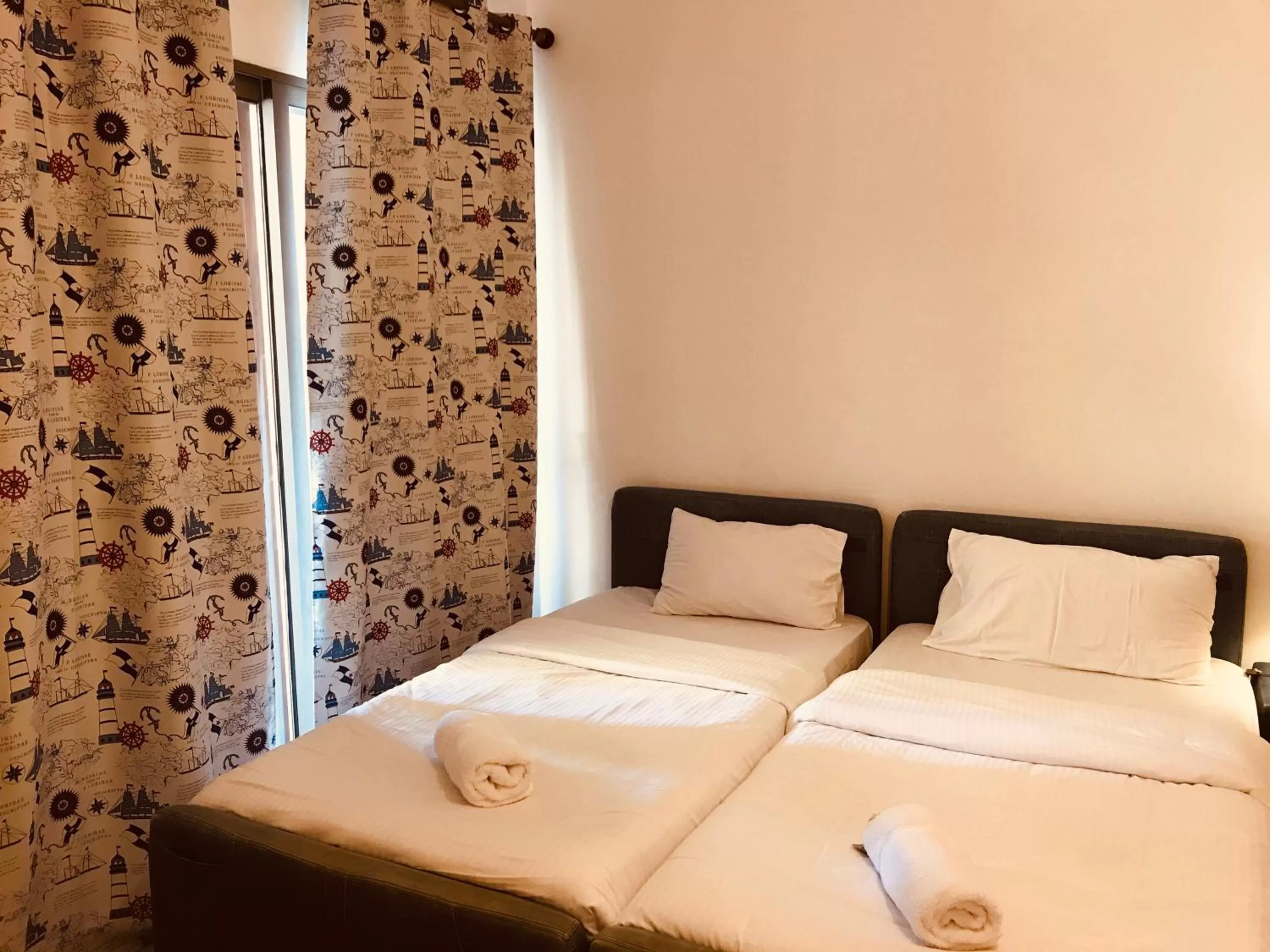 Bed in Tala Bay Residence - Families Only