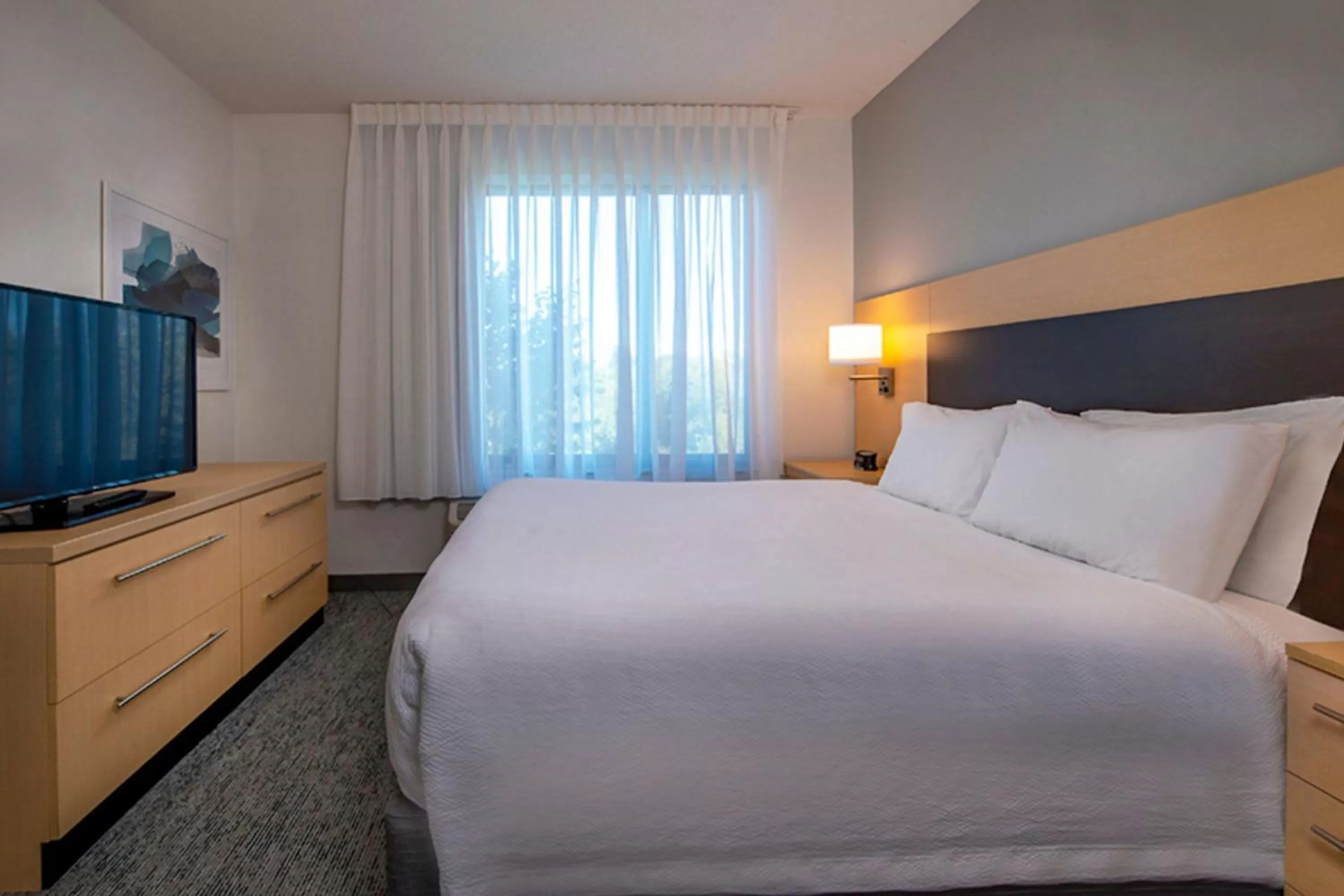 Bedroom, Bed in TownePlace Suites by Marriott Frederick