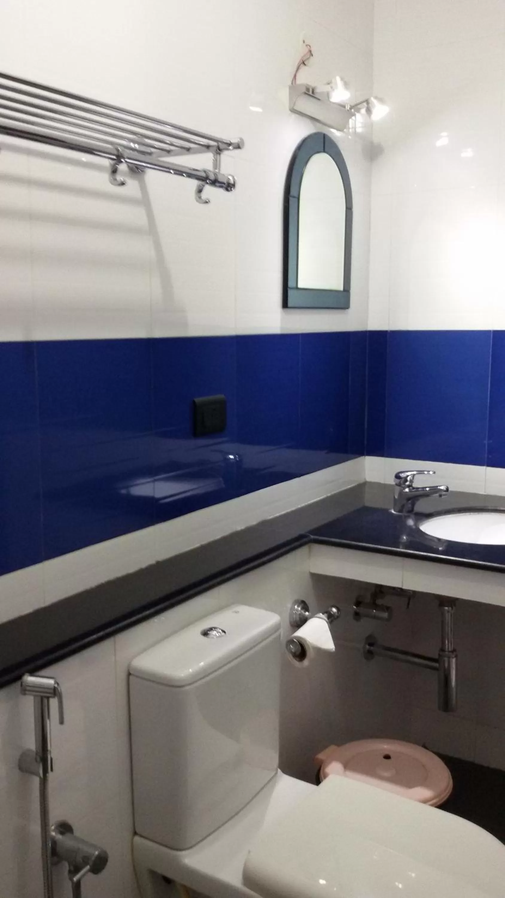 Bathroom in Raja Park Beach Resort