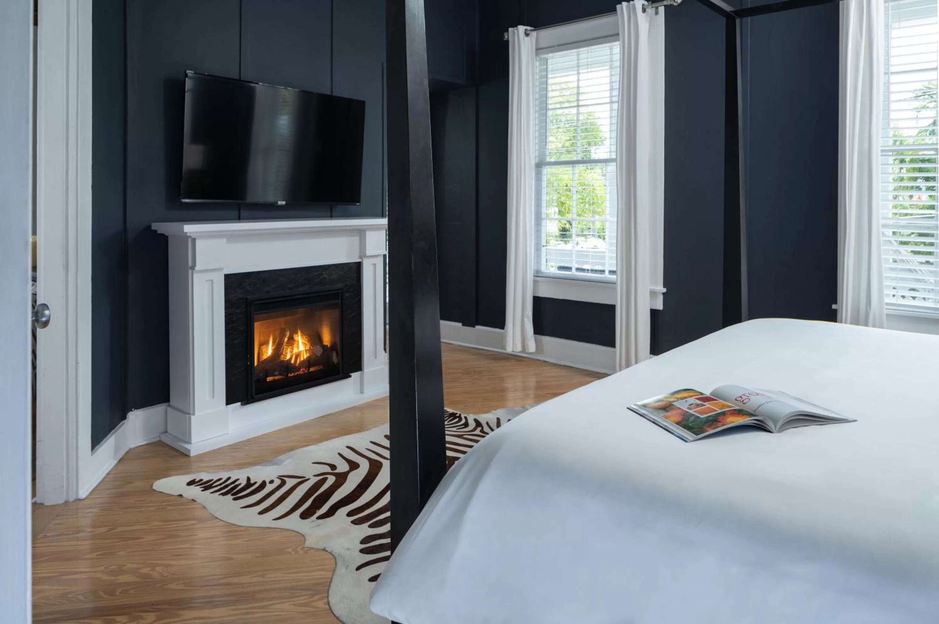 Bed in Alexander's Guesthouse-Adult Exclusive, LGBTQ Friendly