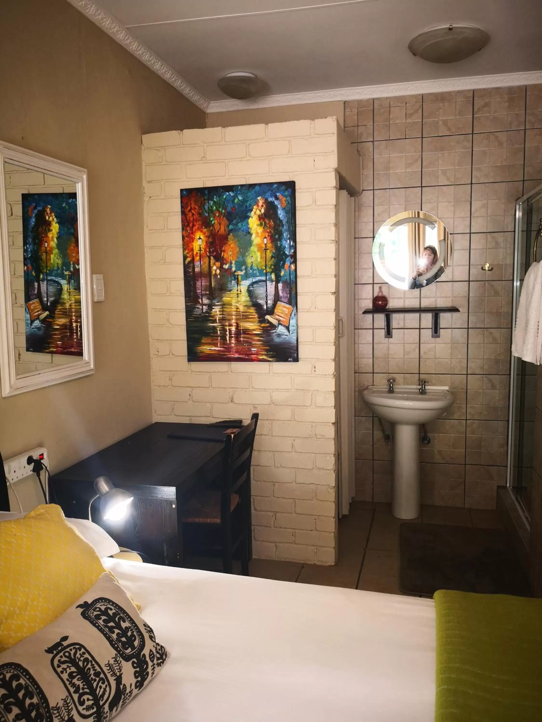 Bedroom, Bed in 3 Brothers B&B