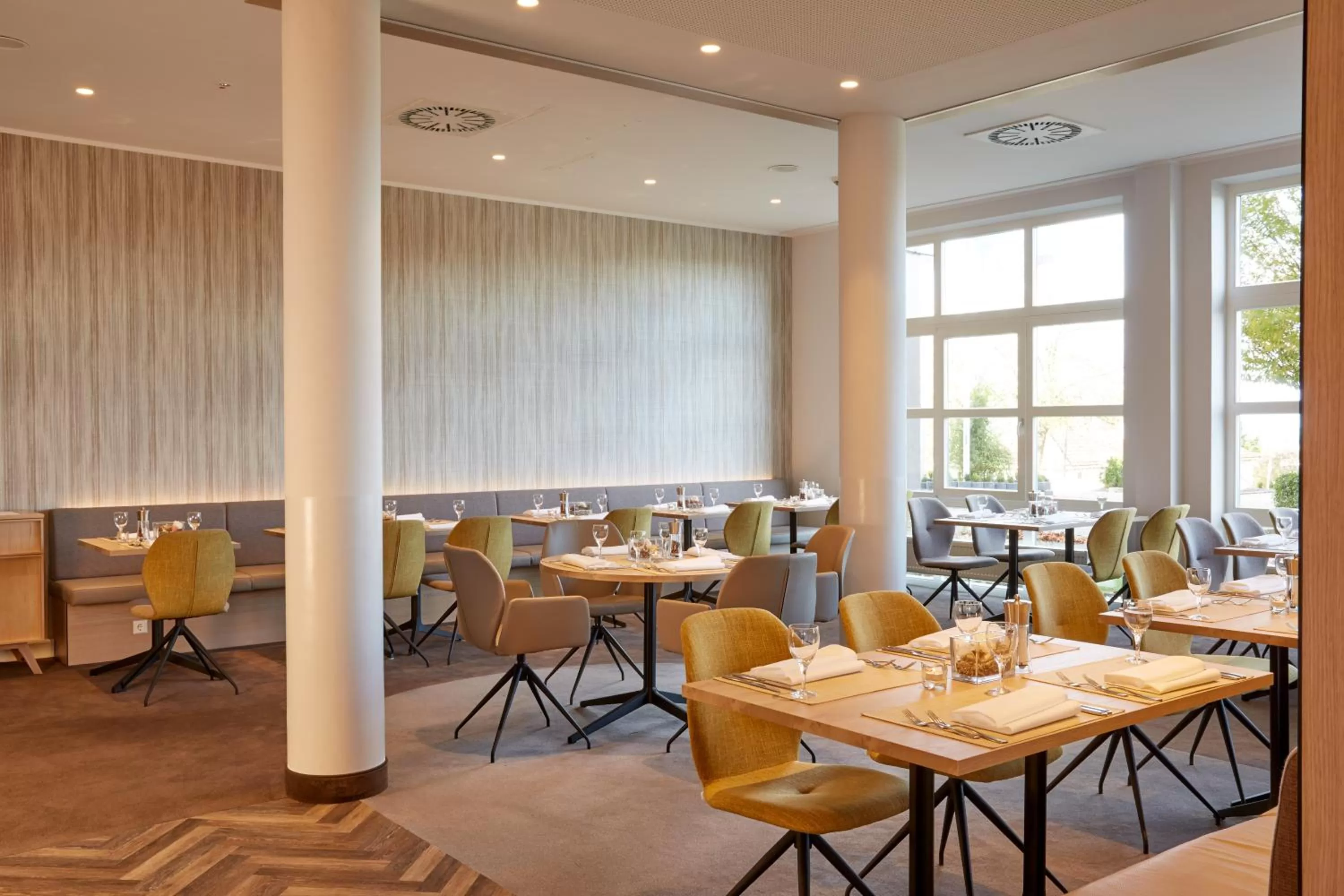 Restaurant/places to eat in H+ Hotel Limes Thermen Aalen