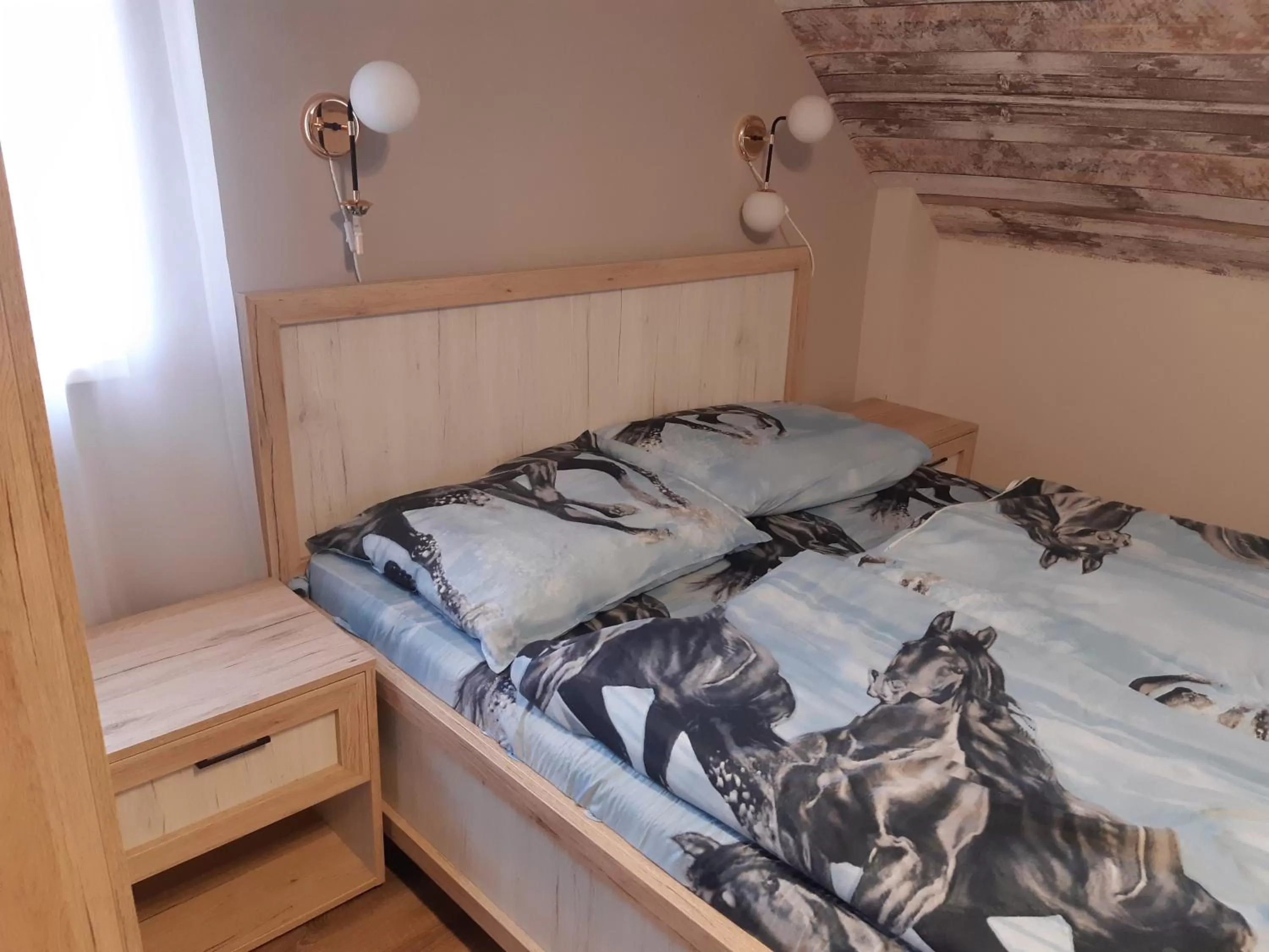 Bed in Mátyus Udvarház Kengyel Fogadó Eger