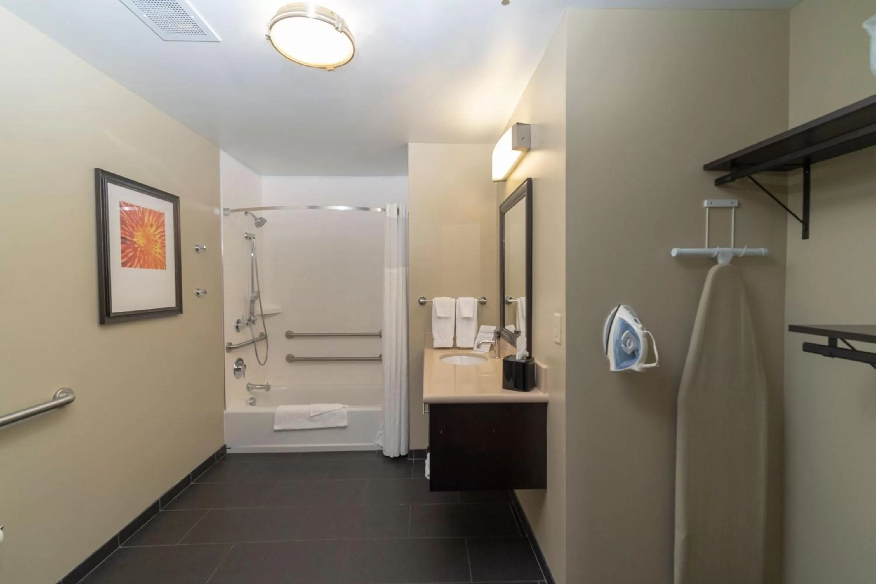Bathroom in Staybridge Suites Marquette by IHG