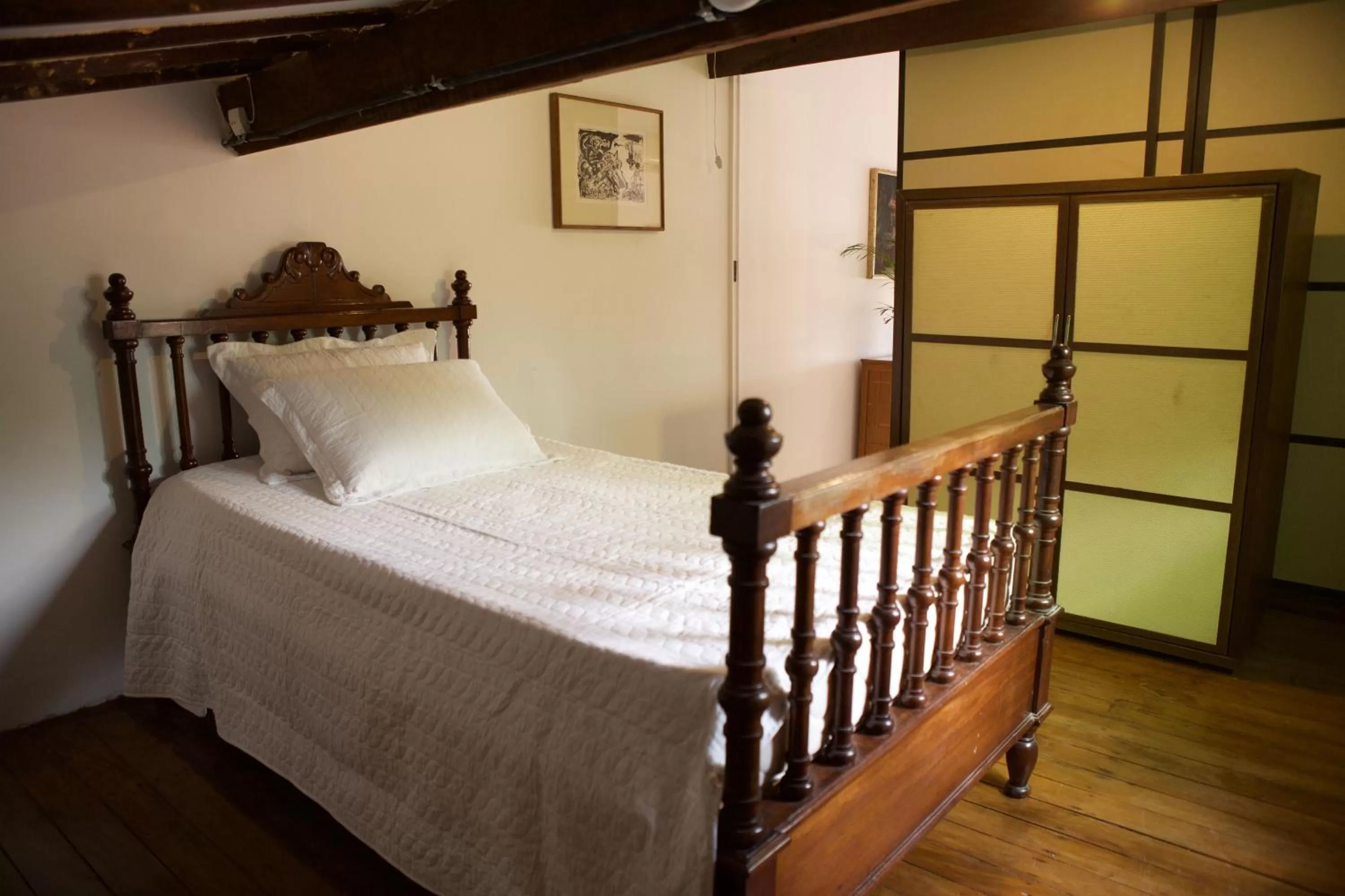 Photo of the whole room, Bed in Irradiante